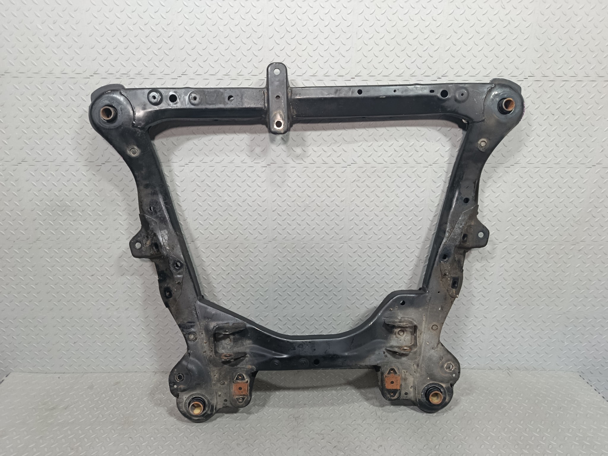 БАЛКА Двигатель/ПОДРАМНИК TOYOTA DAIHATSU LEXUS ПЕРЕДНЯЯ 5110033070  YE129