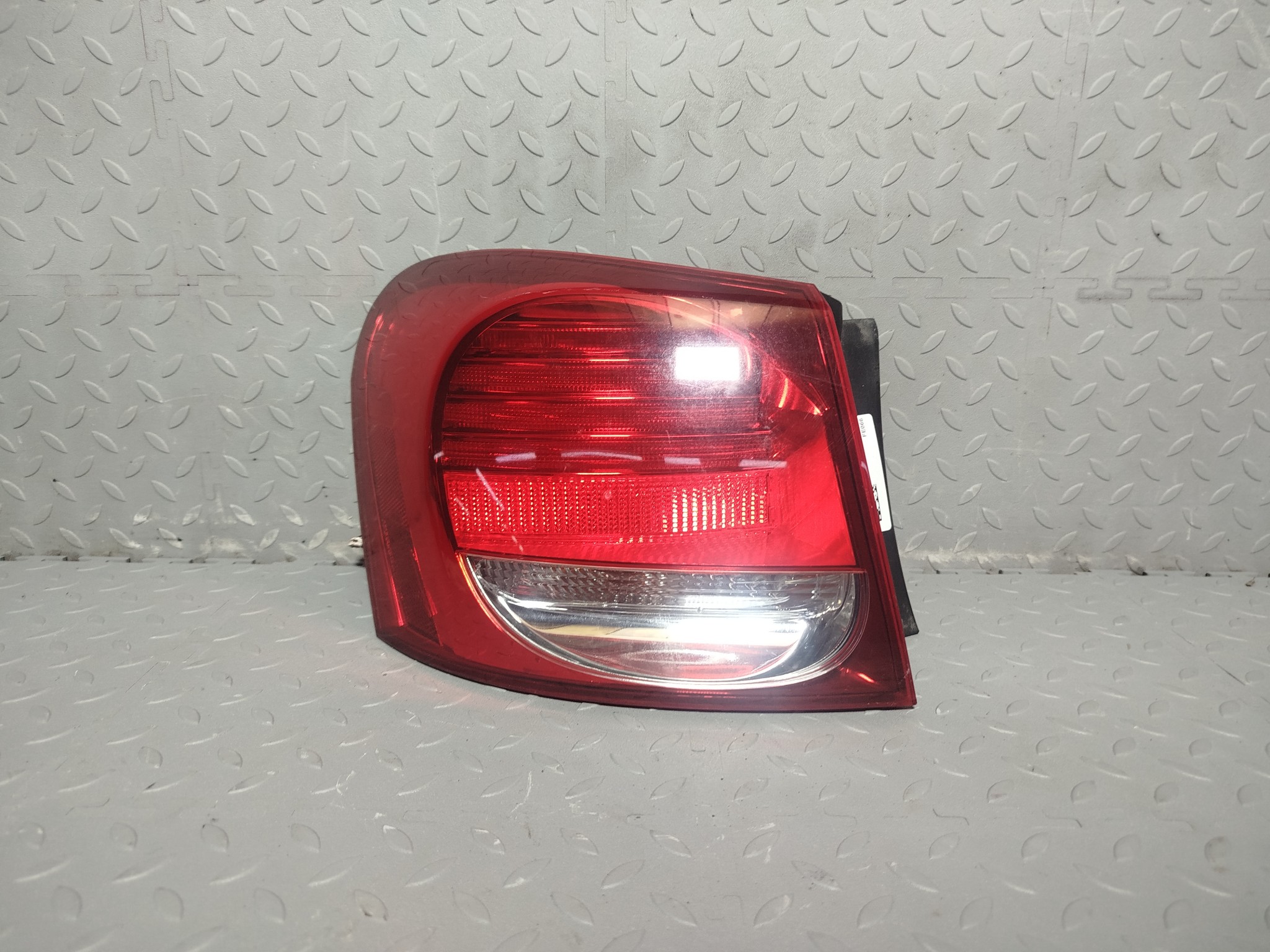 ФОНАРЬ LEXUS ЛЕВЫЙ 8156130A30  FE066