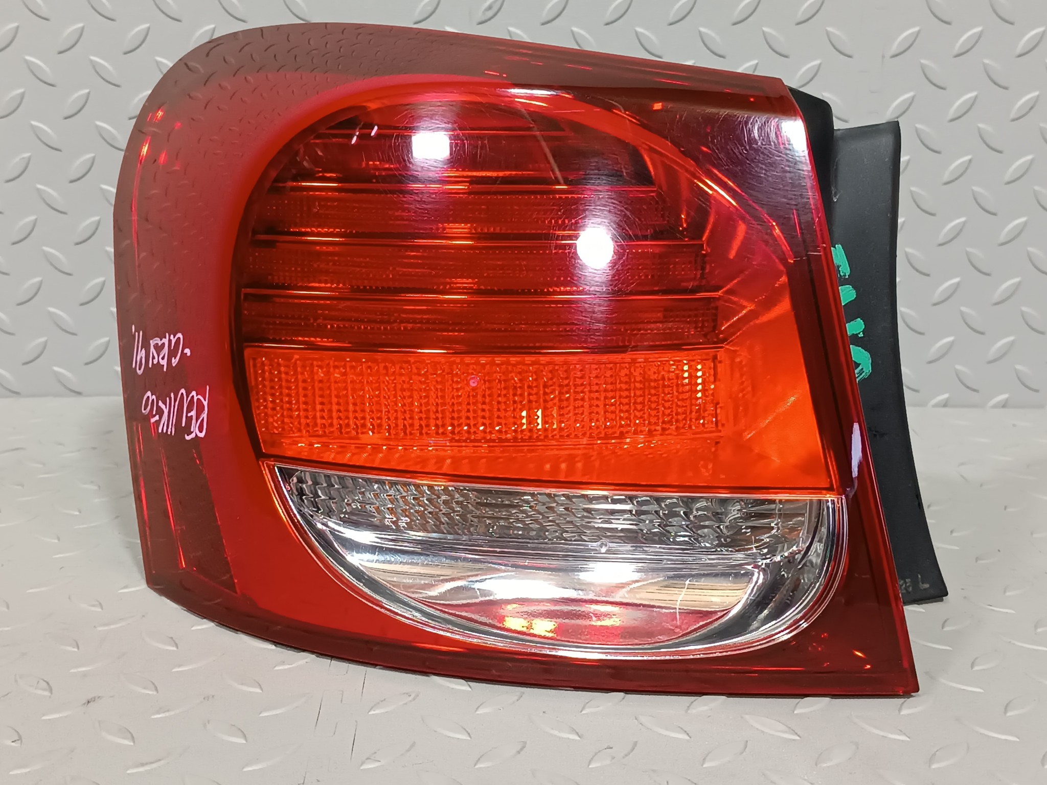 ФОНАРЬ LEXUS ЛЕВЫЙ 8156130A30  FA1070