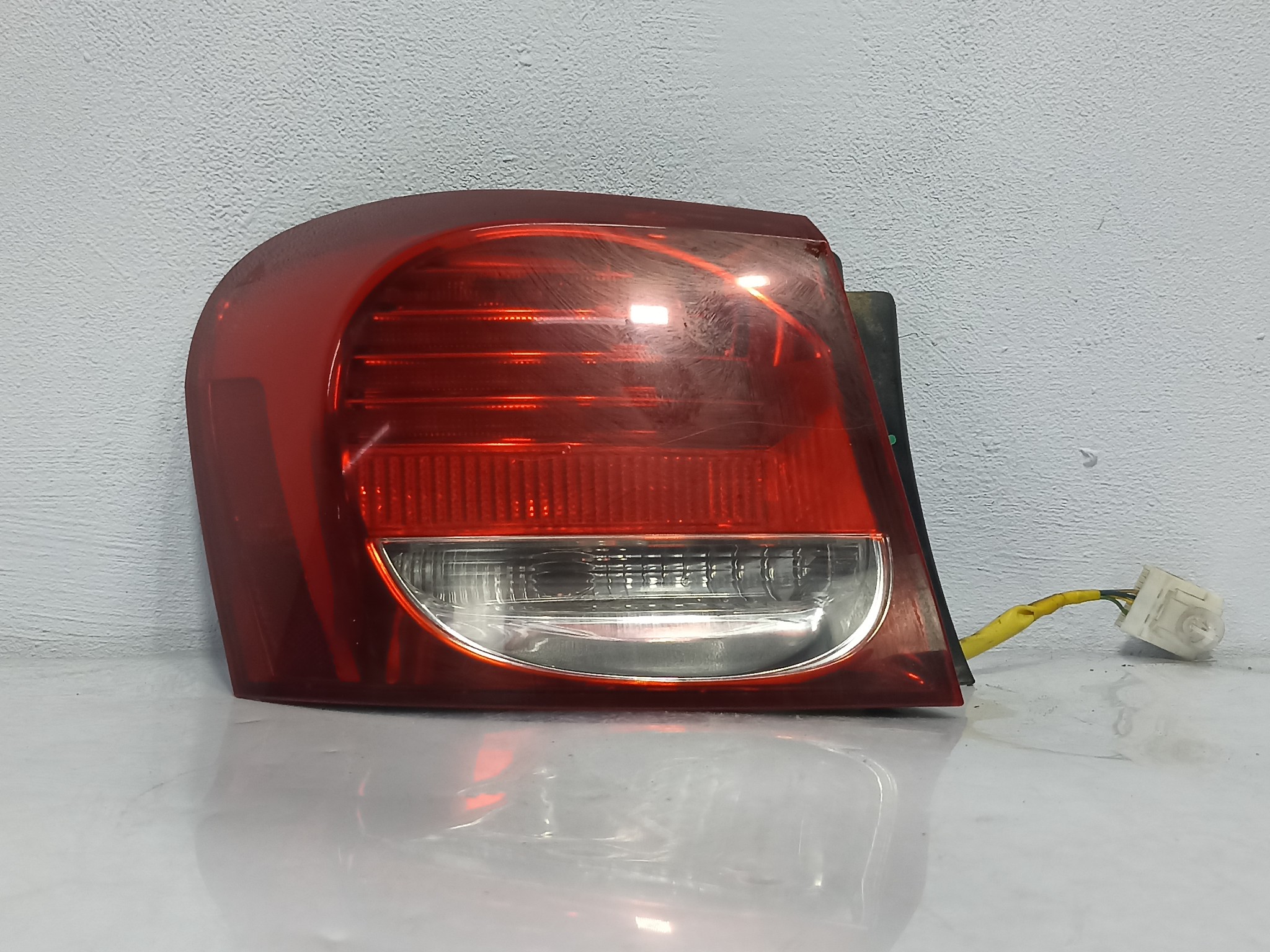 ФОНАРЬ LEXUS ЛЕВЫЙ 8156130A30  S4403