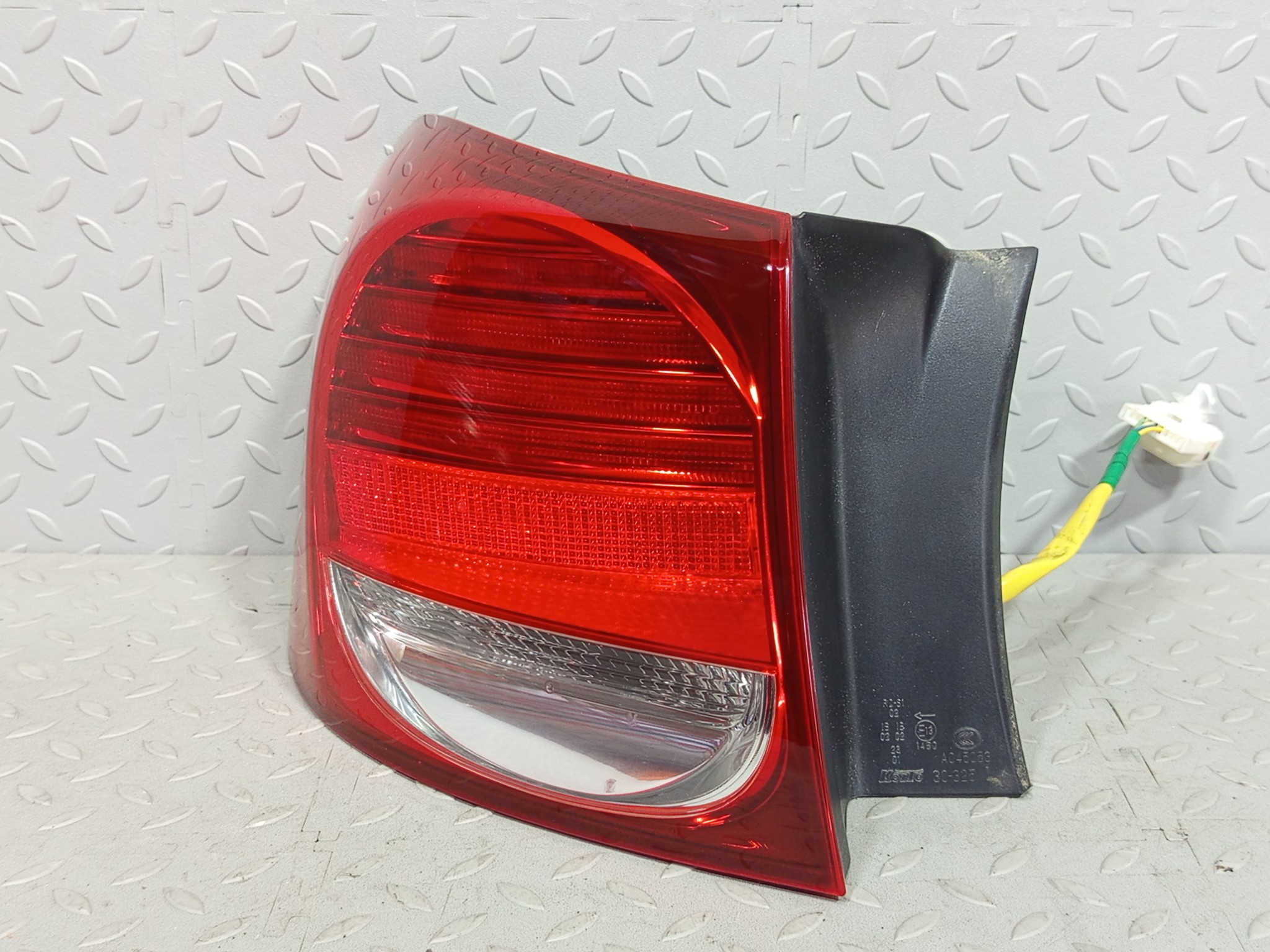 ФОНАРЬ LEXUS ЛЕВЫЙ 8156130A30 KE831