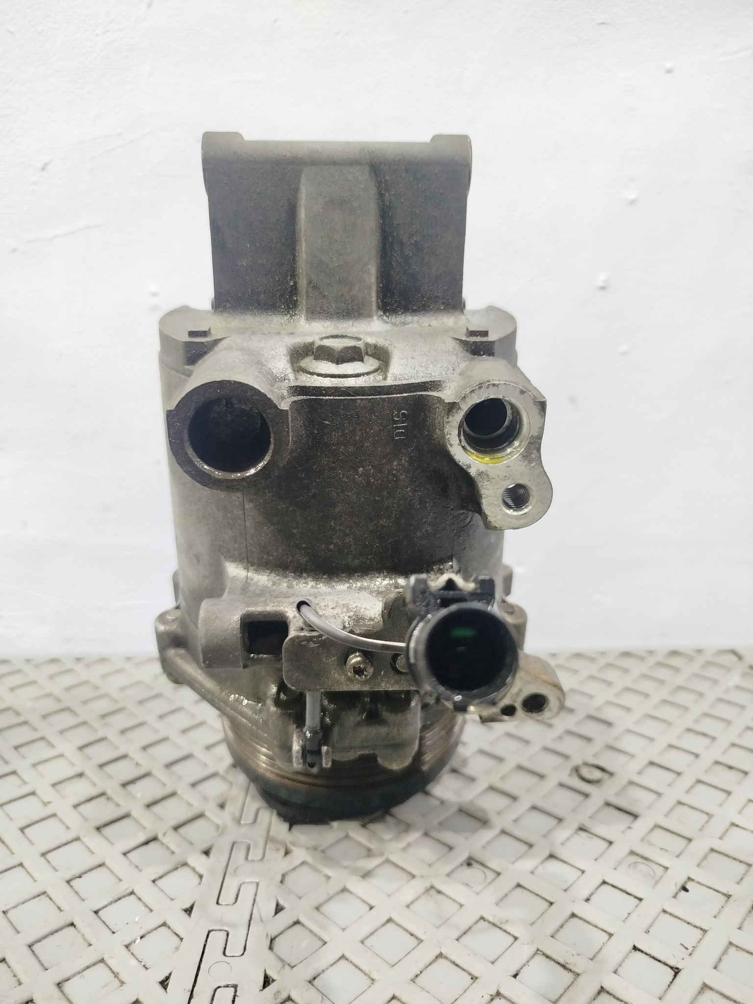 КОМПРЕССОР КОНДИЦИОНЕРА MITSUBISHI 7813A138  DY1175Z