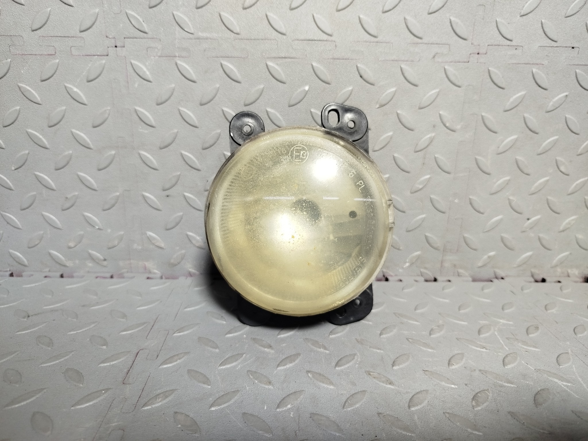 ТУМАНКА CHRYSLER JEEP DODGE ЛЕВАЯ ПРАВАЯ 04805856AA QA6153Z(2)