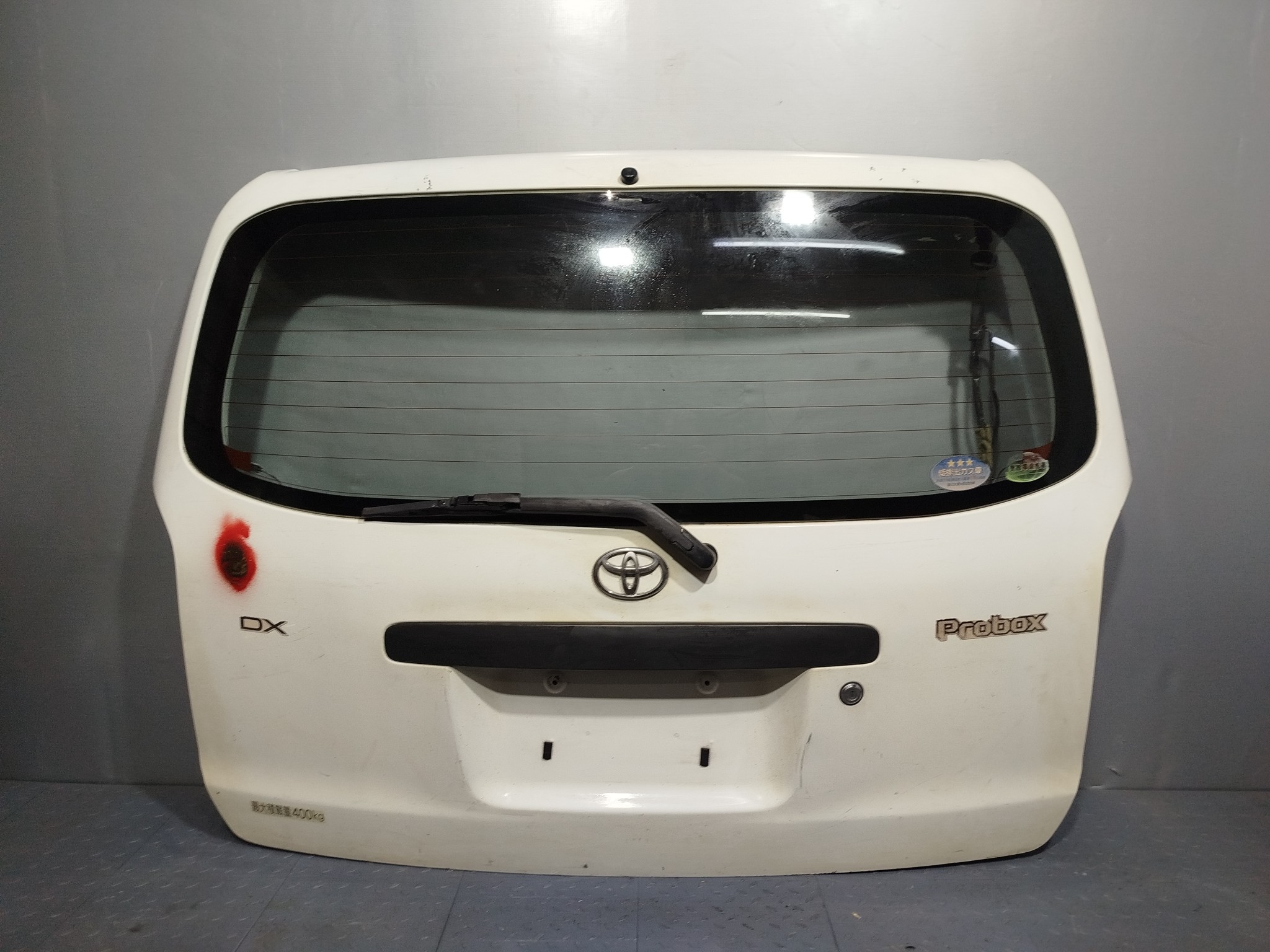 ДВЕРЬ ЗАДНЯЯ TOYOTA PROBOX SUCCEED 6700552441 белый DY258