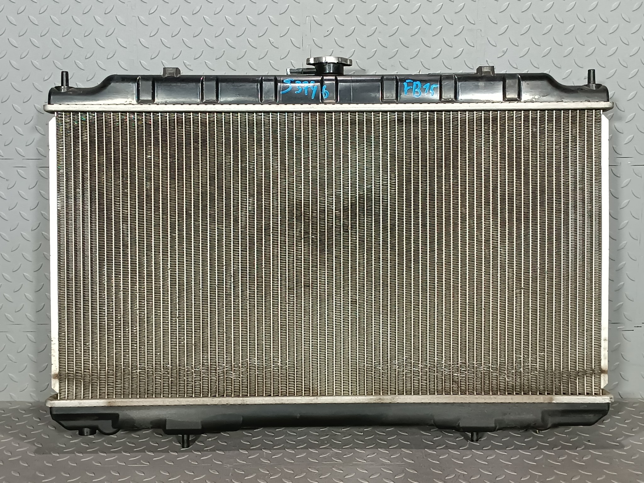 РАДИАТОР ДВИГАТЕЛЯ NISSAN MAZDA 214606N003  S3746ZZ