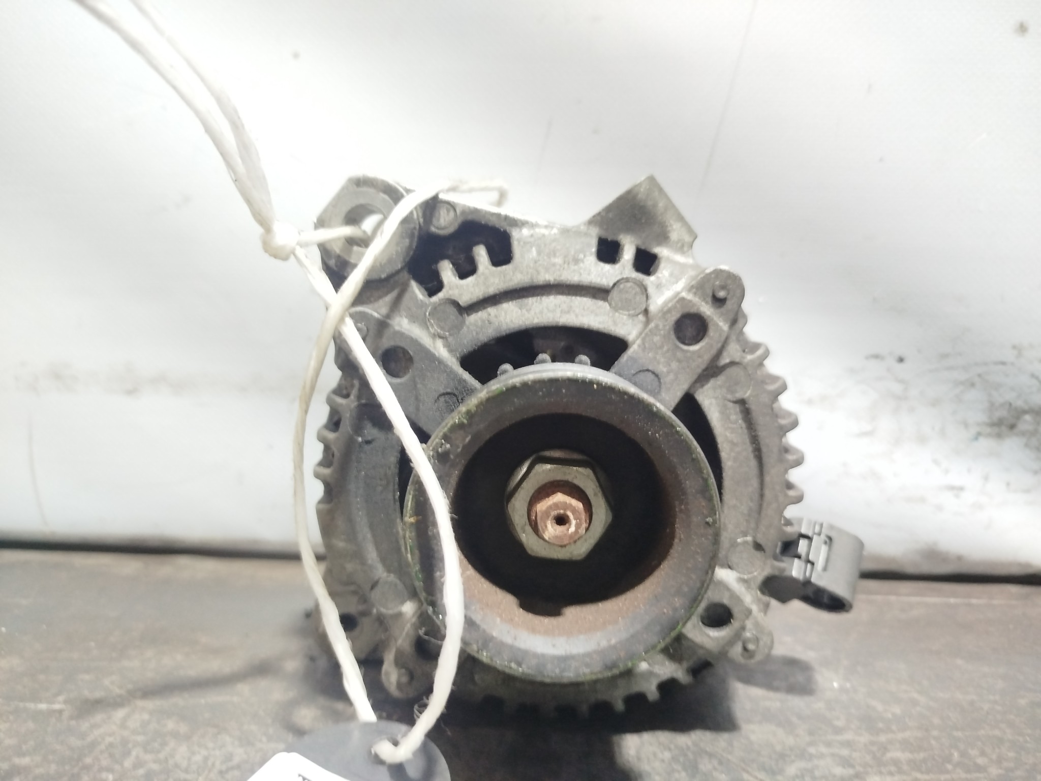 ГЕНЕРАТОР TOYOTA 2706028290  D677