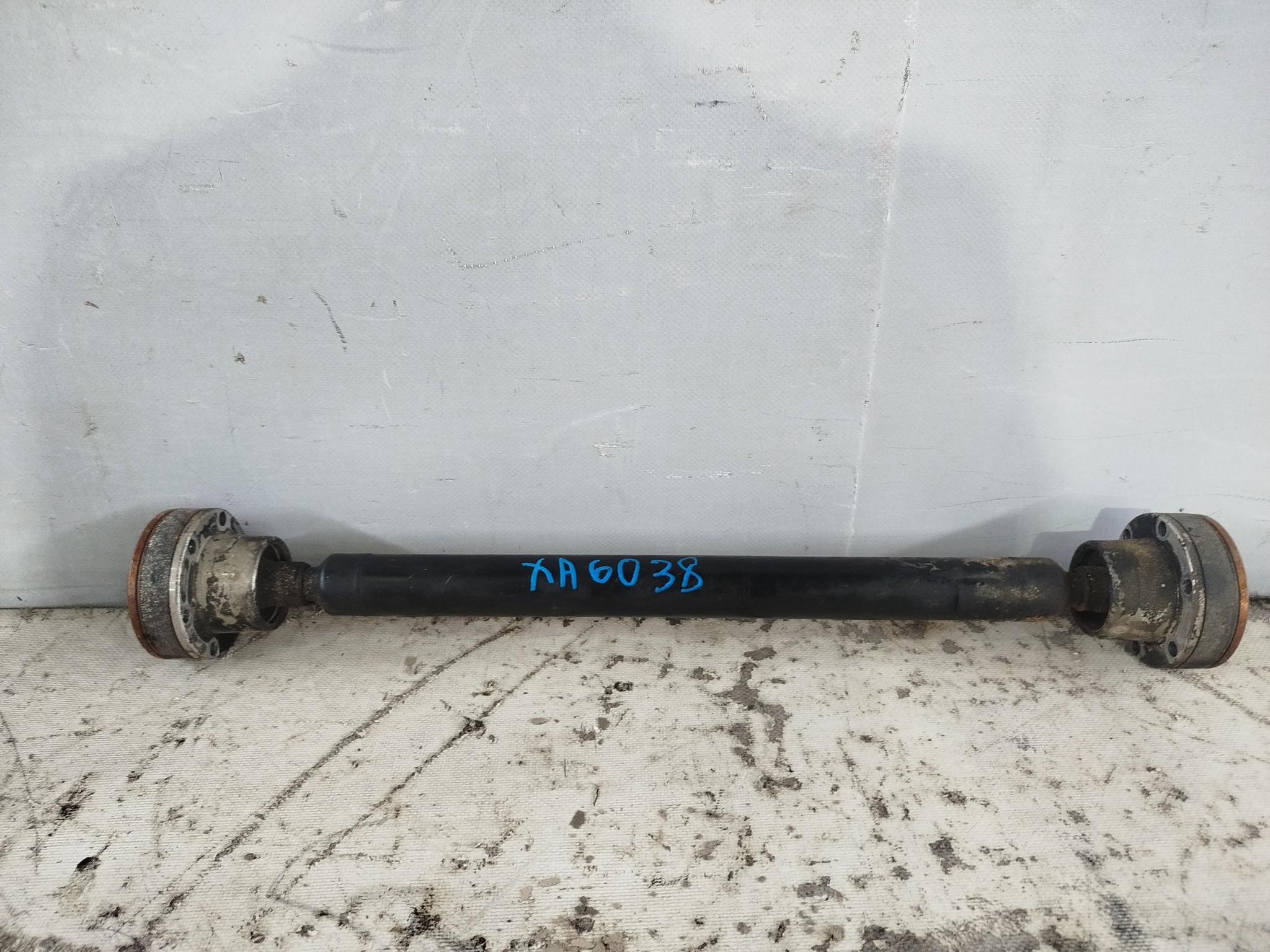 КАРДАН TOYOTA ПЕРЕДНИЙ 3714022010  XA6038Z
