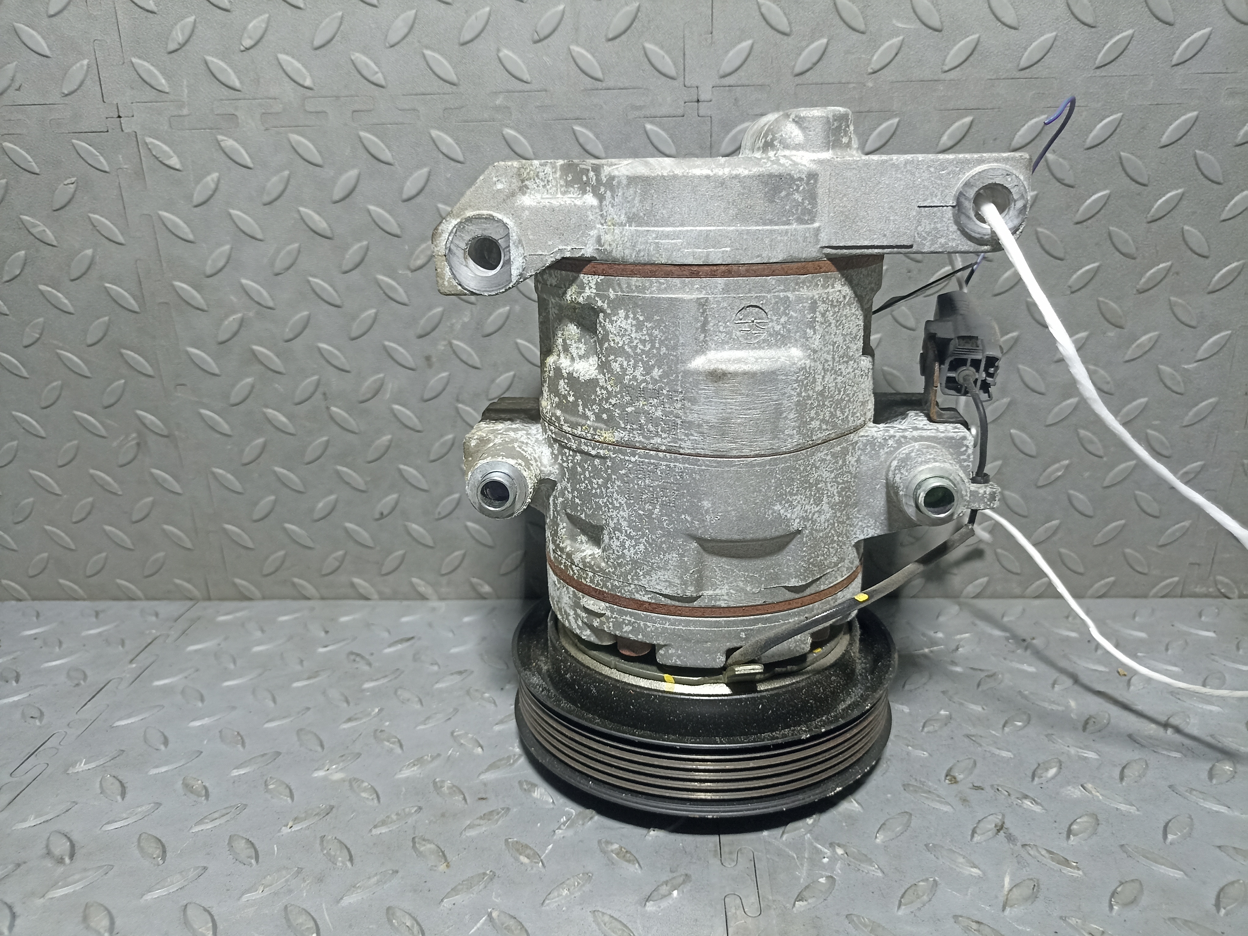 КОМПРЕССОР КОНДИЦИОНЕРА MAZDA GS1D61450A S4123Z