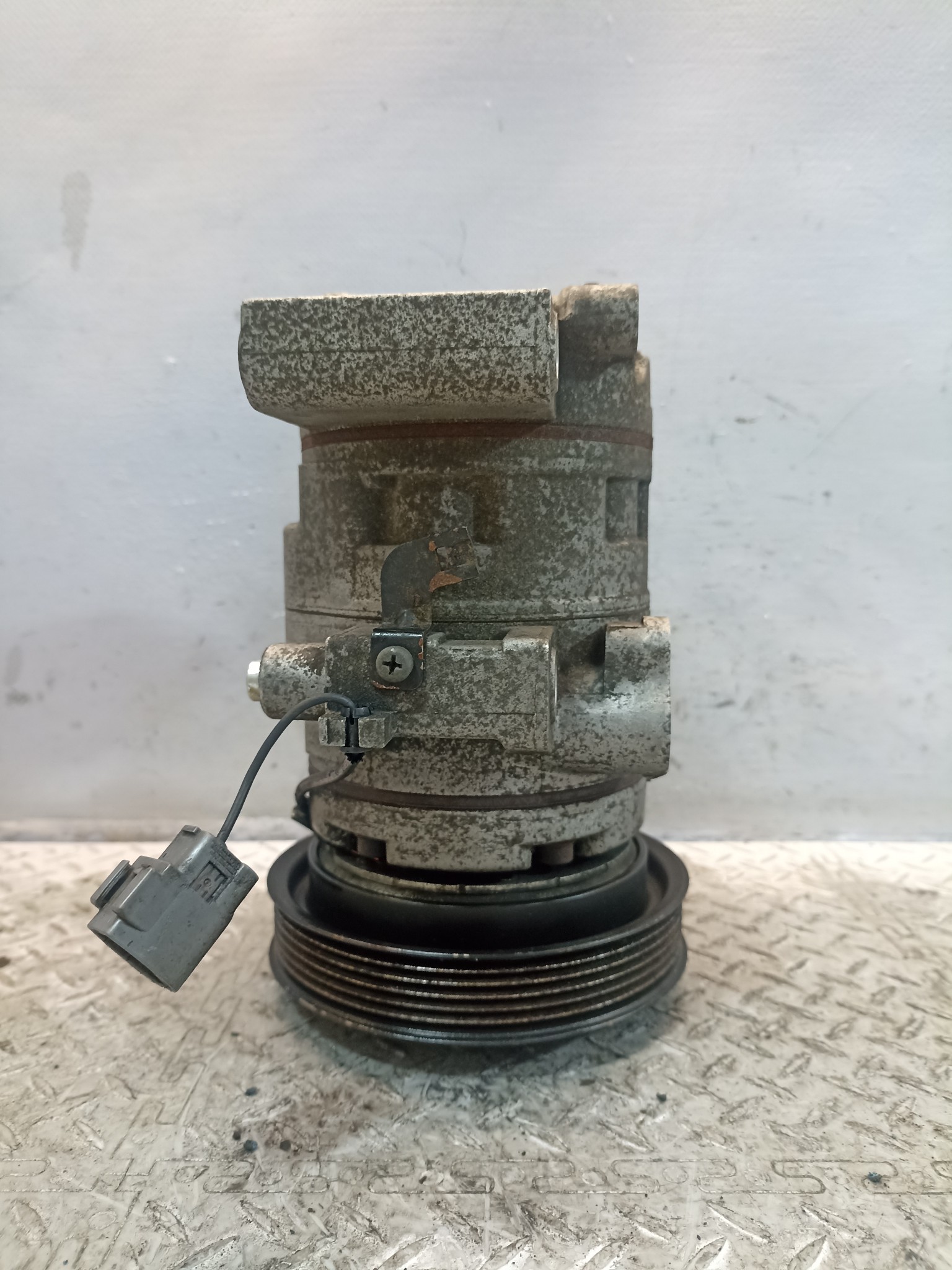 КОМПРЕССОР КОНДИЦИОНЕРА MAZDA GS1D61450A D3227