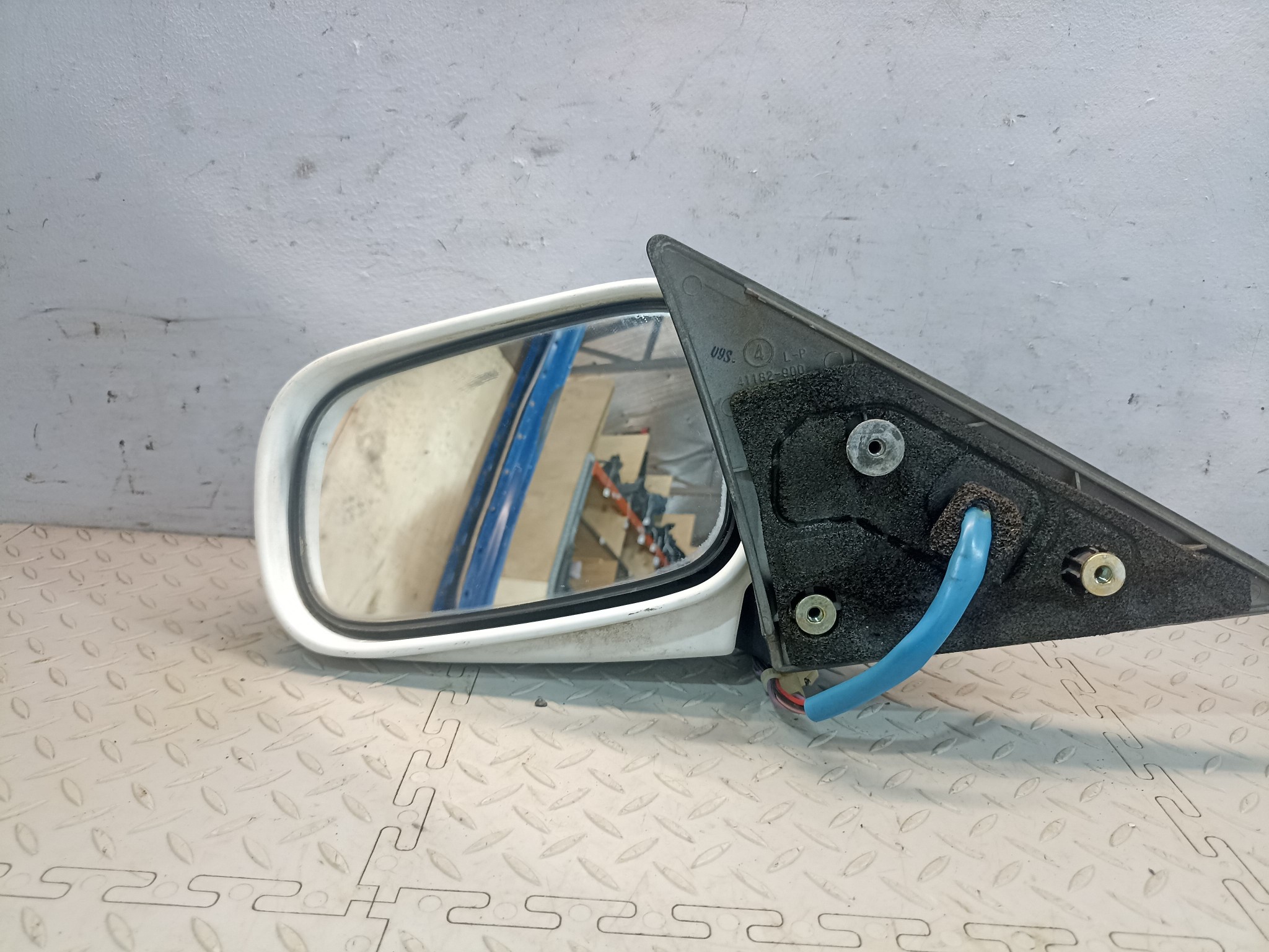 ЗЕРКАЛО SUBARU LEGACY ЛЕВОЕ 91031AE030IJ белый, 51E KE853