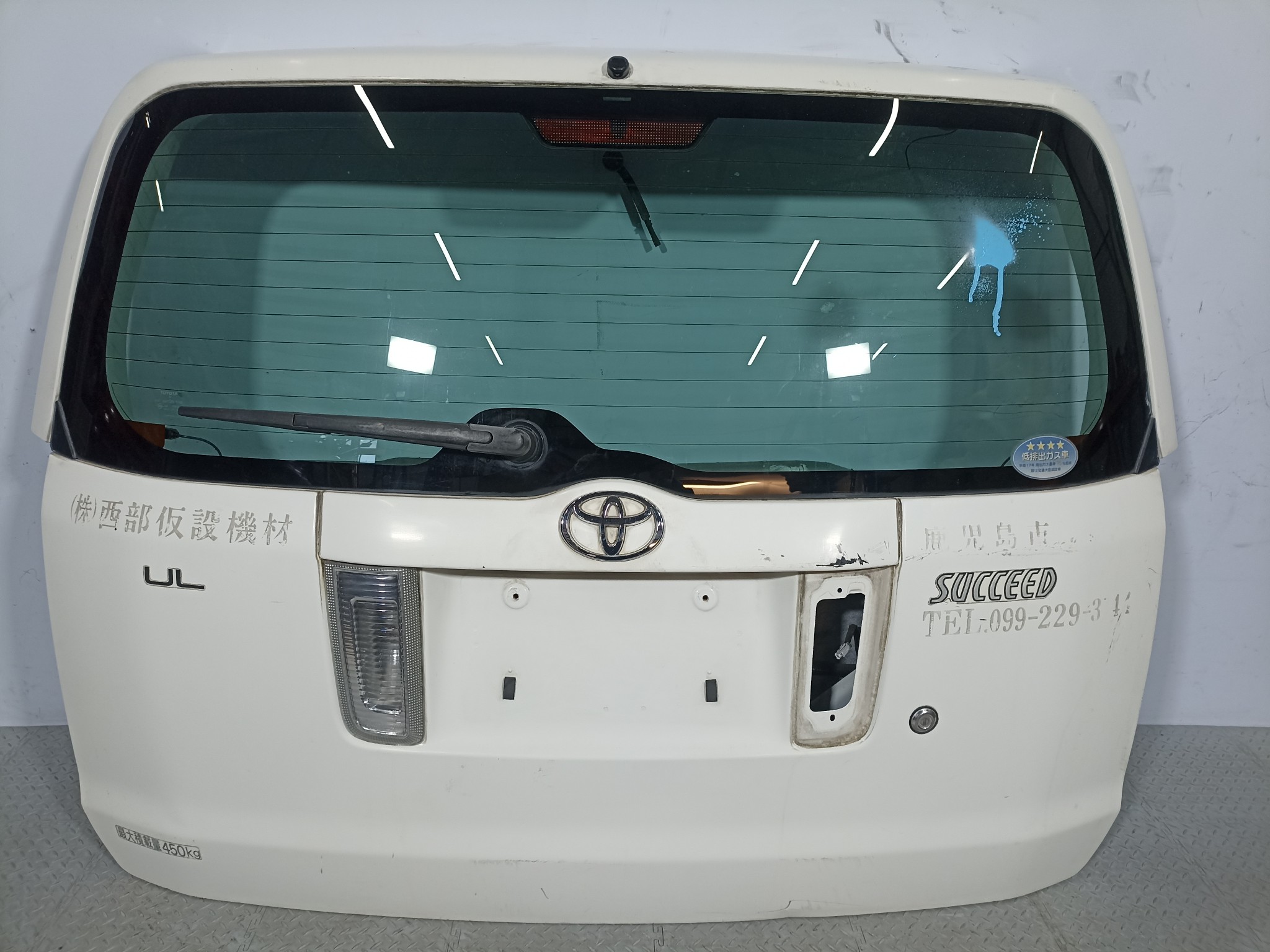 ДВЕРЬ ЗАДНЯЯ TOYOTA SUCCEED 6700552481 белый DY240