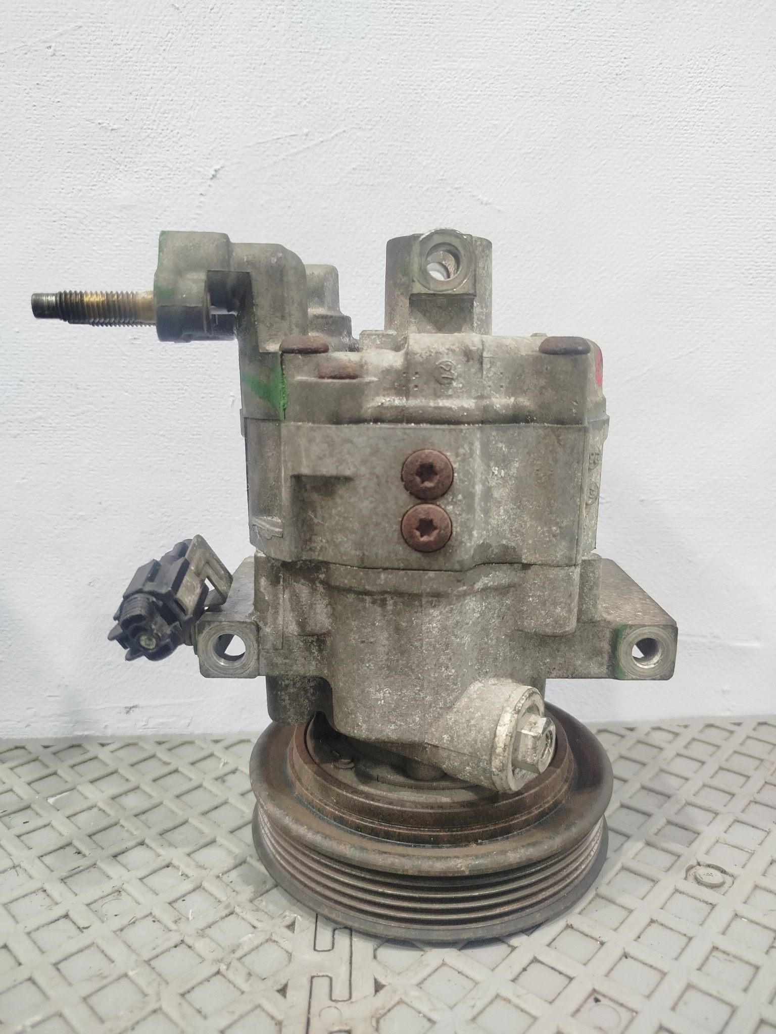 КОМПРЕССОР КОНДИЦИОНЕРА NISSAN 92600AX010 XA7459Z