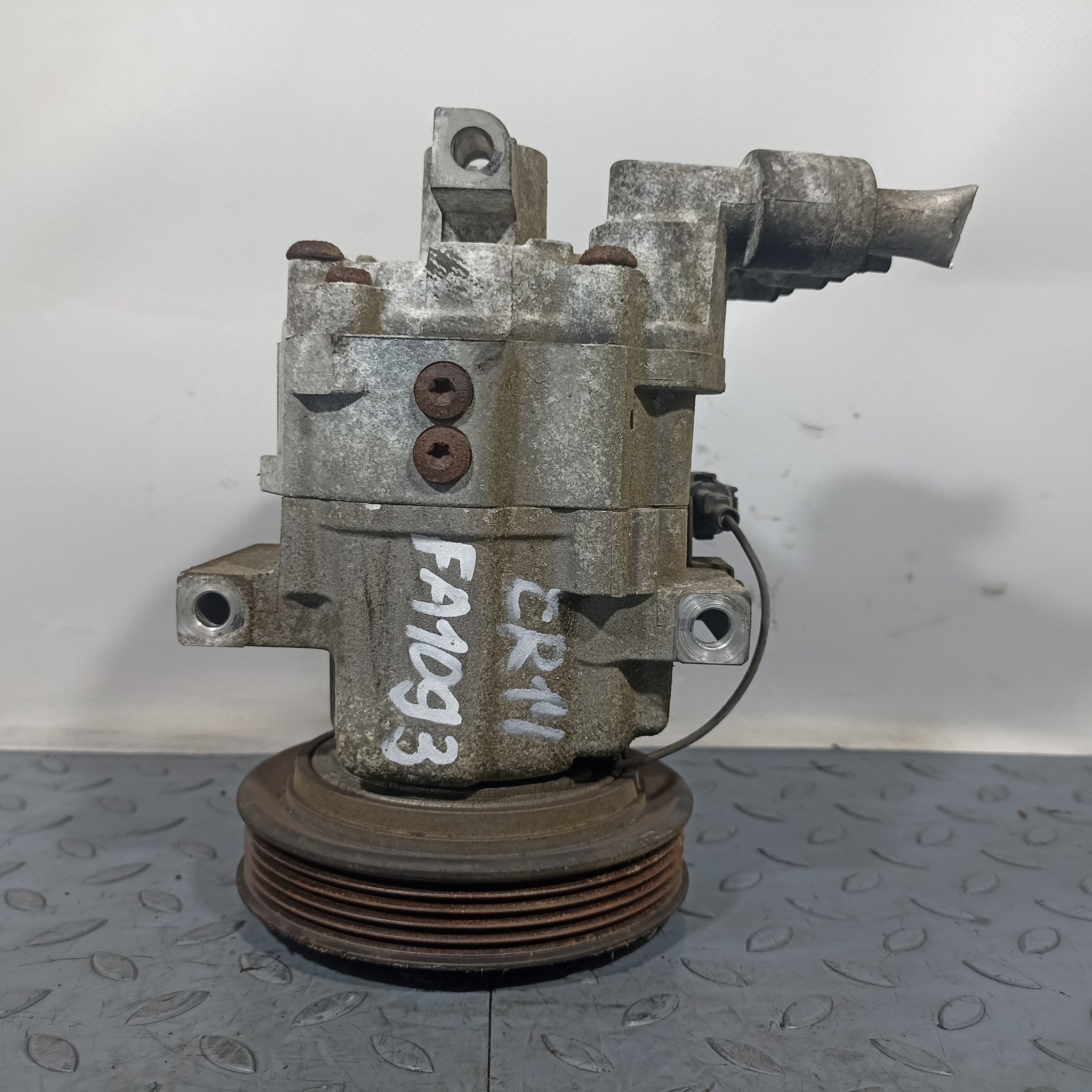 КОМПРЕССОР КОНДИЦИОНЕРА NISSAN 92600AX010 FA1093Z