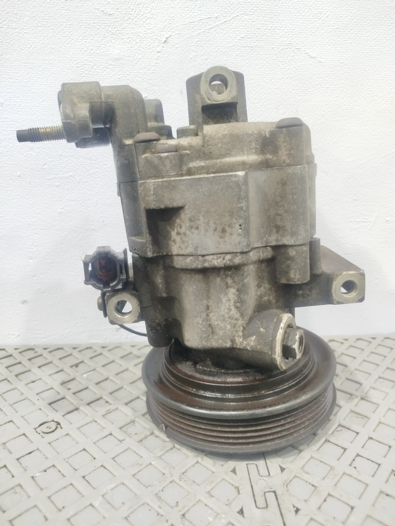 КОМПРЕССОР КОНДИЦИОНЕРА NISSAN 92600AX010 NA5498Z