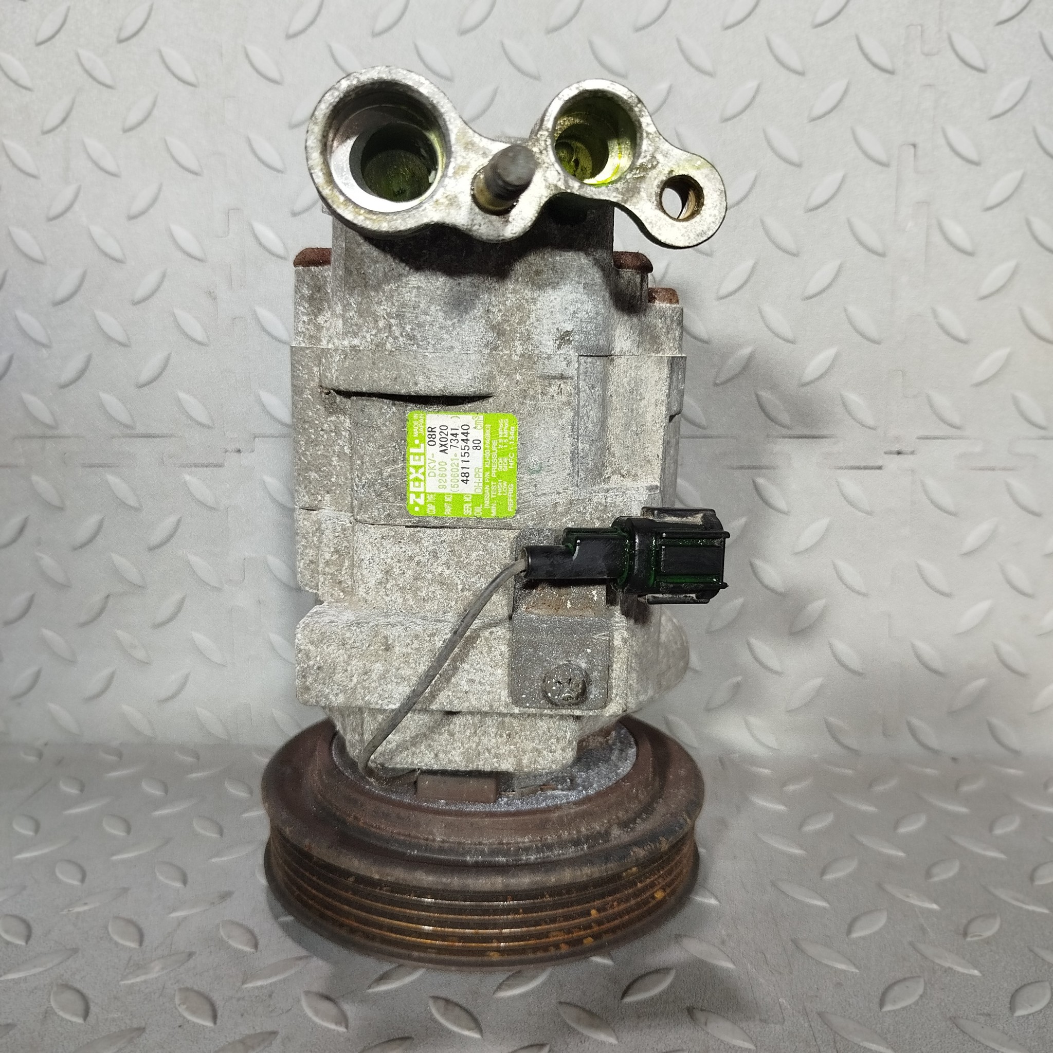 КОМПРЕССОР КОНДИЦИОНЕРА NISSAN 92600AX010 F2512Z