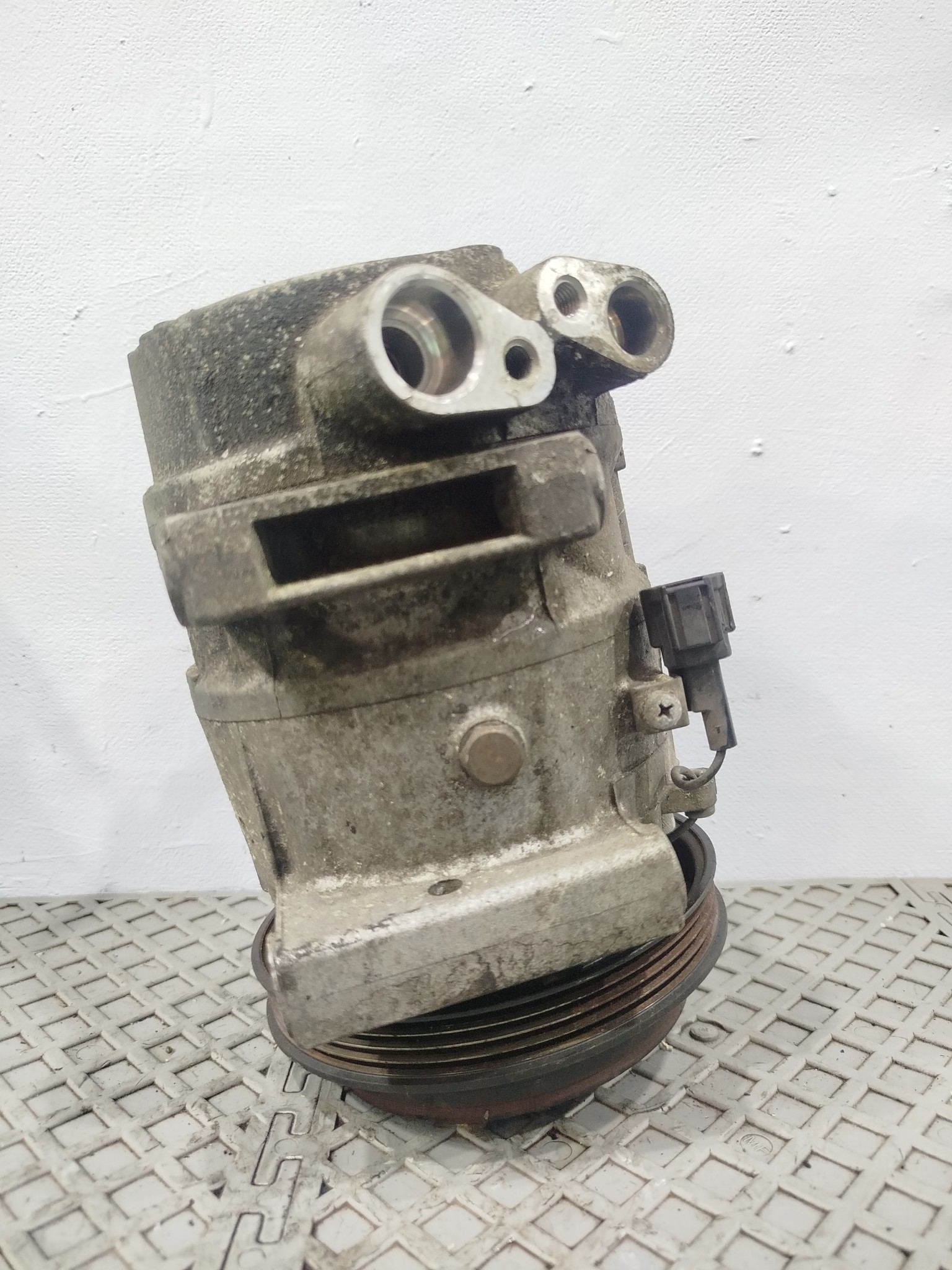 КОМПРЕССОР КОНДИЦИОНЕРА NISSAN 92600WL000 U1279Z