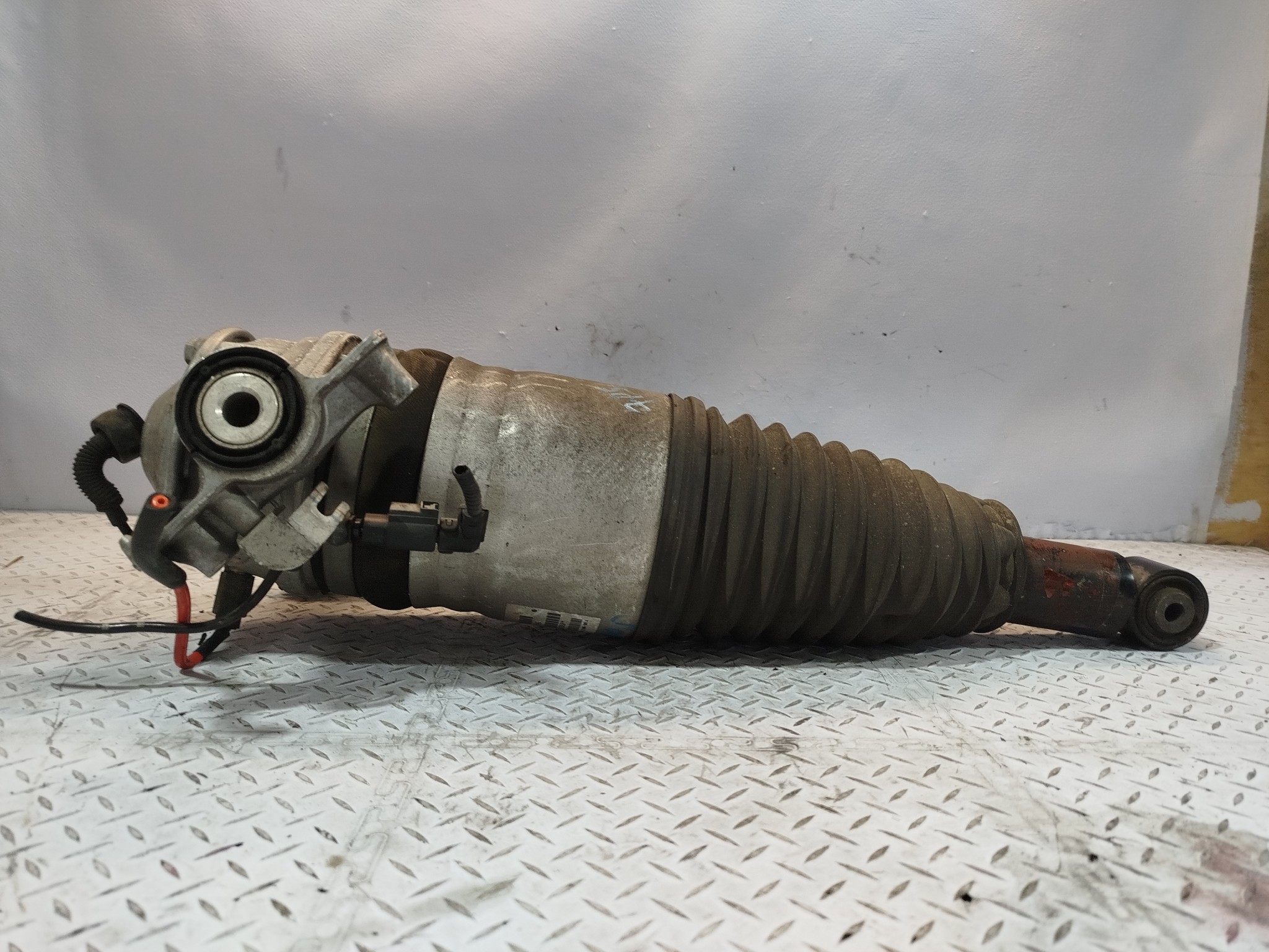 altText