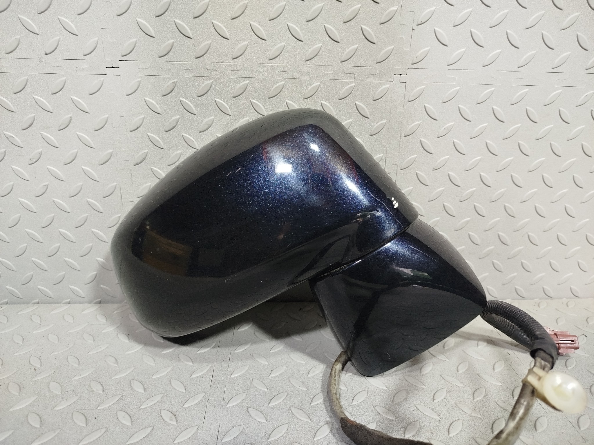 ЗЕРКАЛО NISSAN TIIDA TIIDA LATIO ПРАВОЕ 96301ED108 черный, B20 KB2225