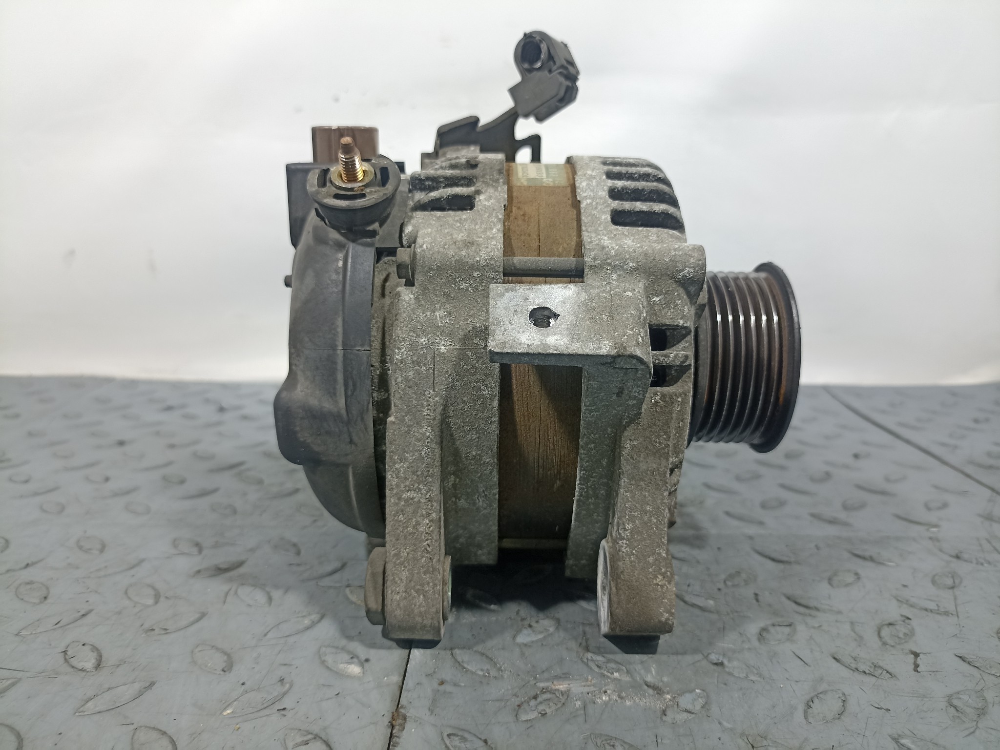 ГЕНЕРАТОР TOYOTA 2706028230  U1380Z
