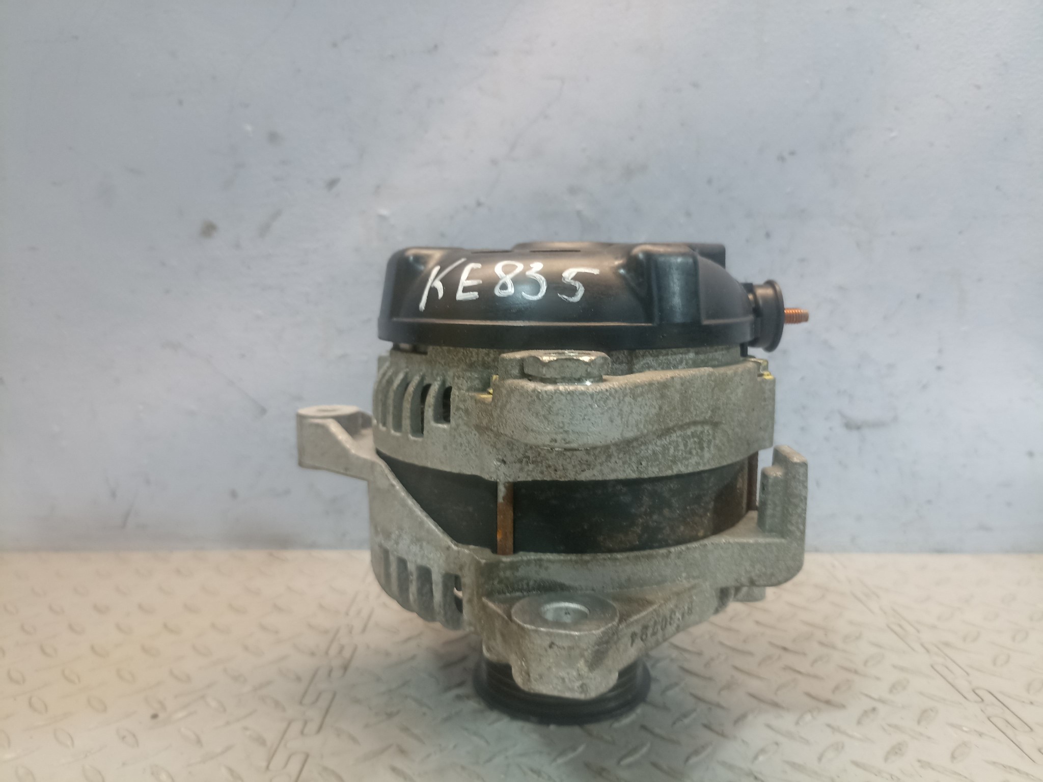 ГЕНЕРАТОР TOYOTA 2706028230  KE835Z