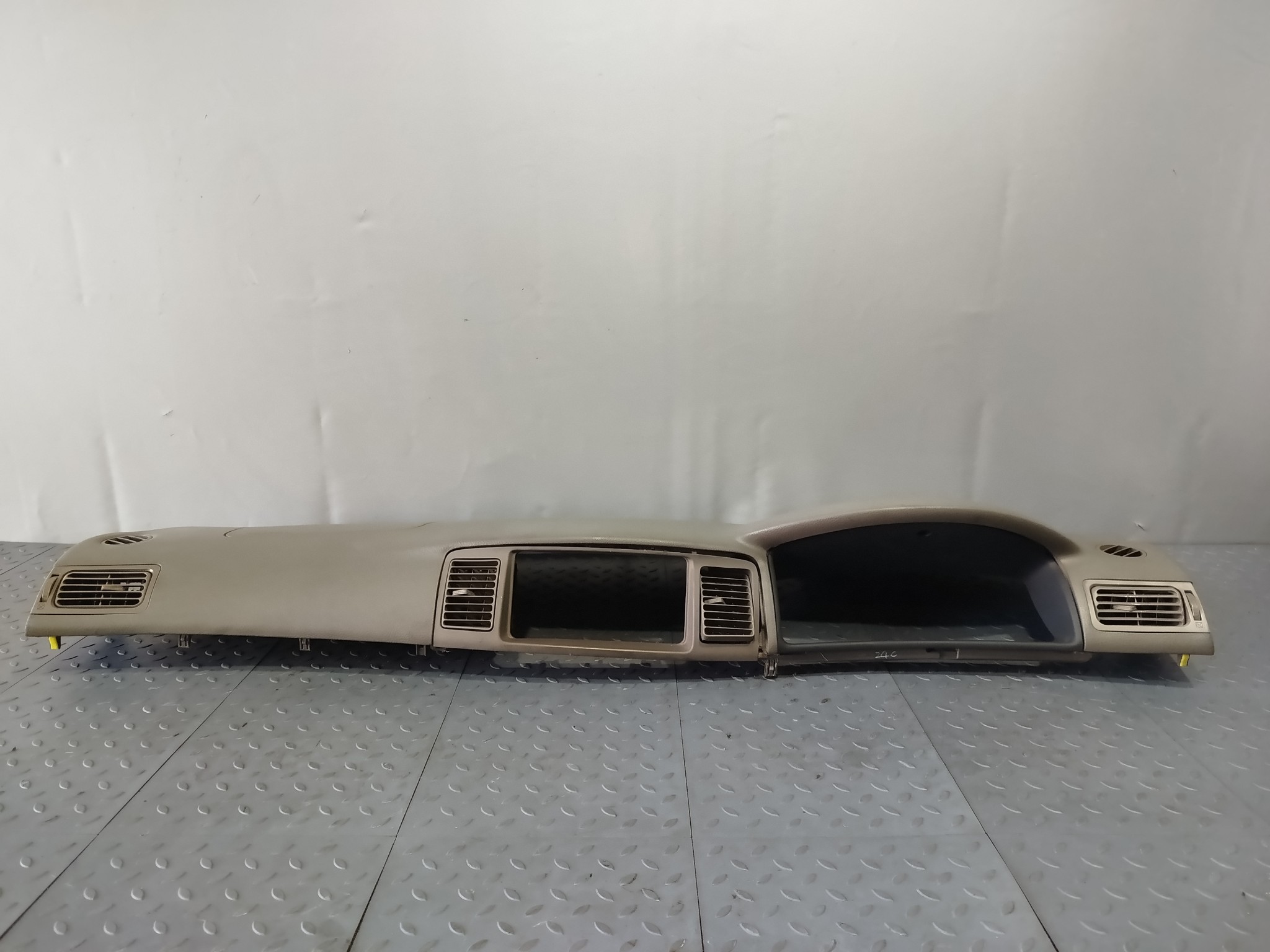 ПАНЕЛЬ/ТОРПЕДО TOYOTA ВЕРХНЯЯ 5530212010B0  серый, 040 S4425