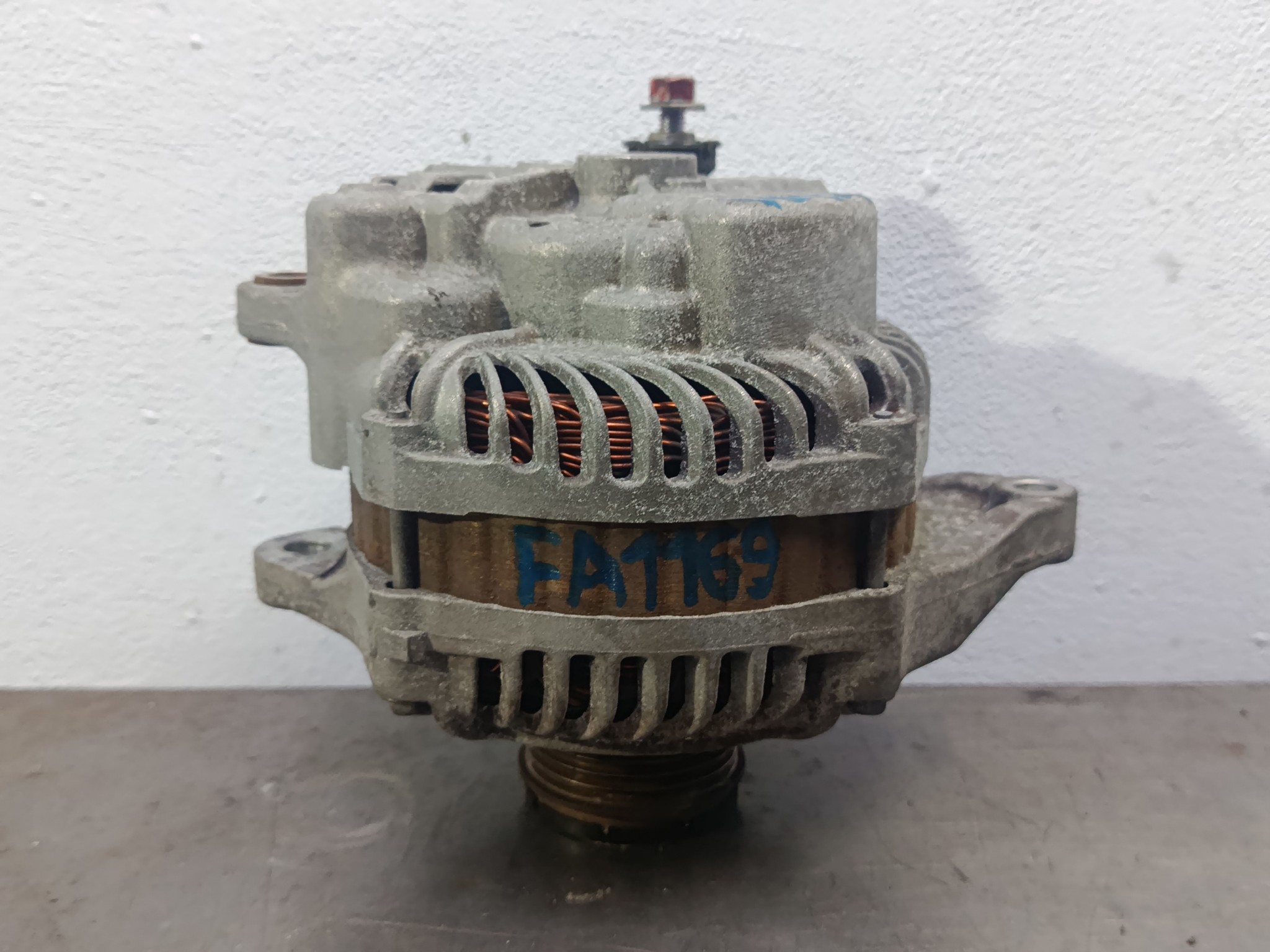 ГЕНЕРАТОР MITSUBISHI CITROEN PEUGEOT 1800A053 FA1169Z