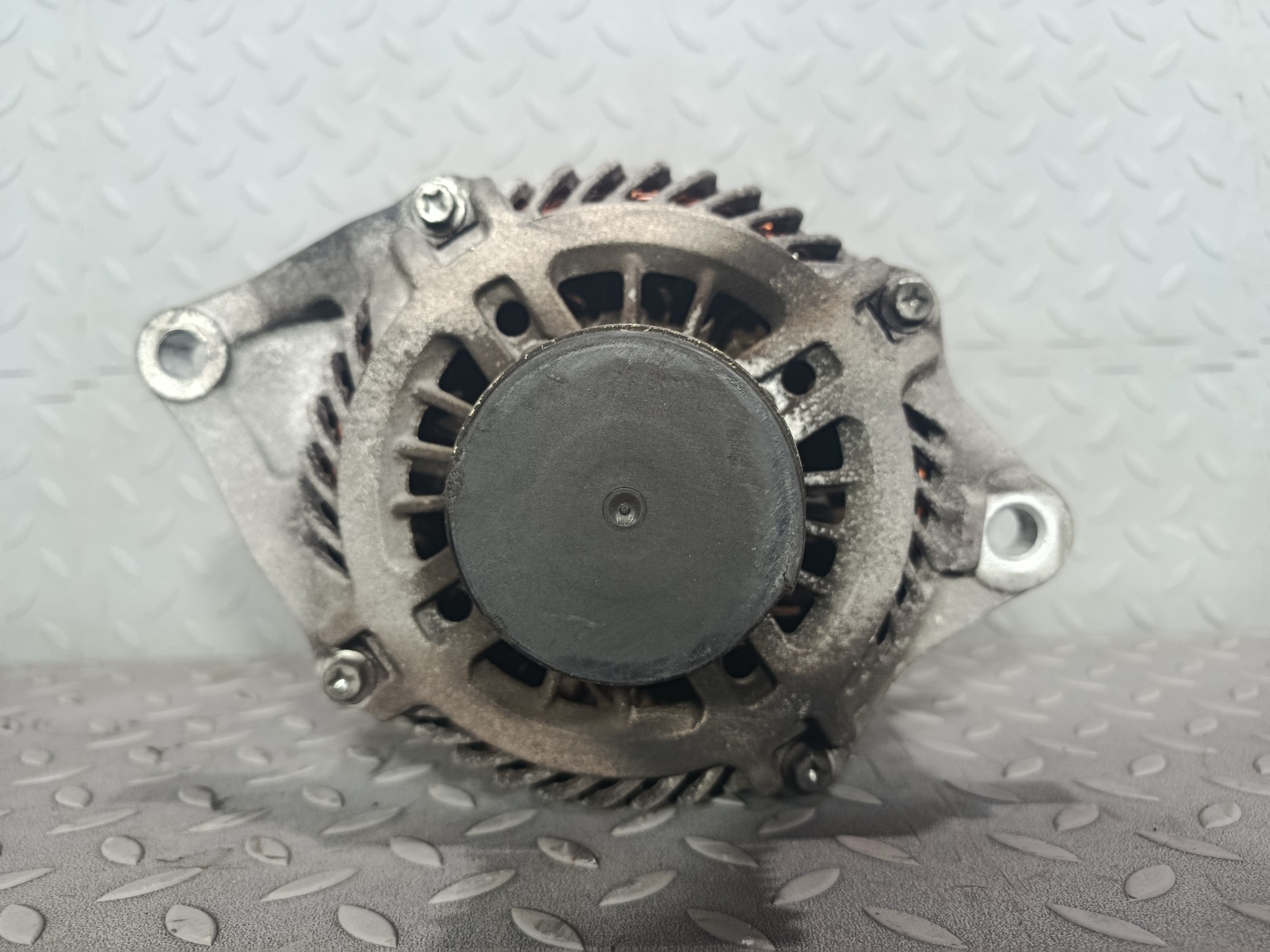 ГЕНЕРАТОР MITSUBISHI CITROEN PEUGEOT 1800A053 KB2161Z