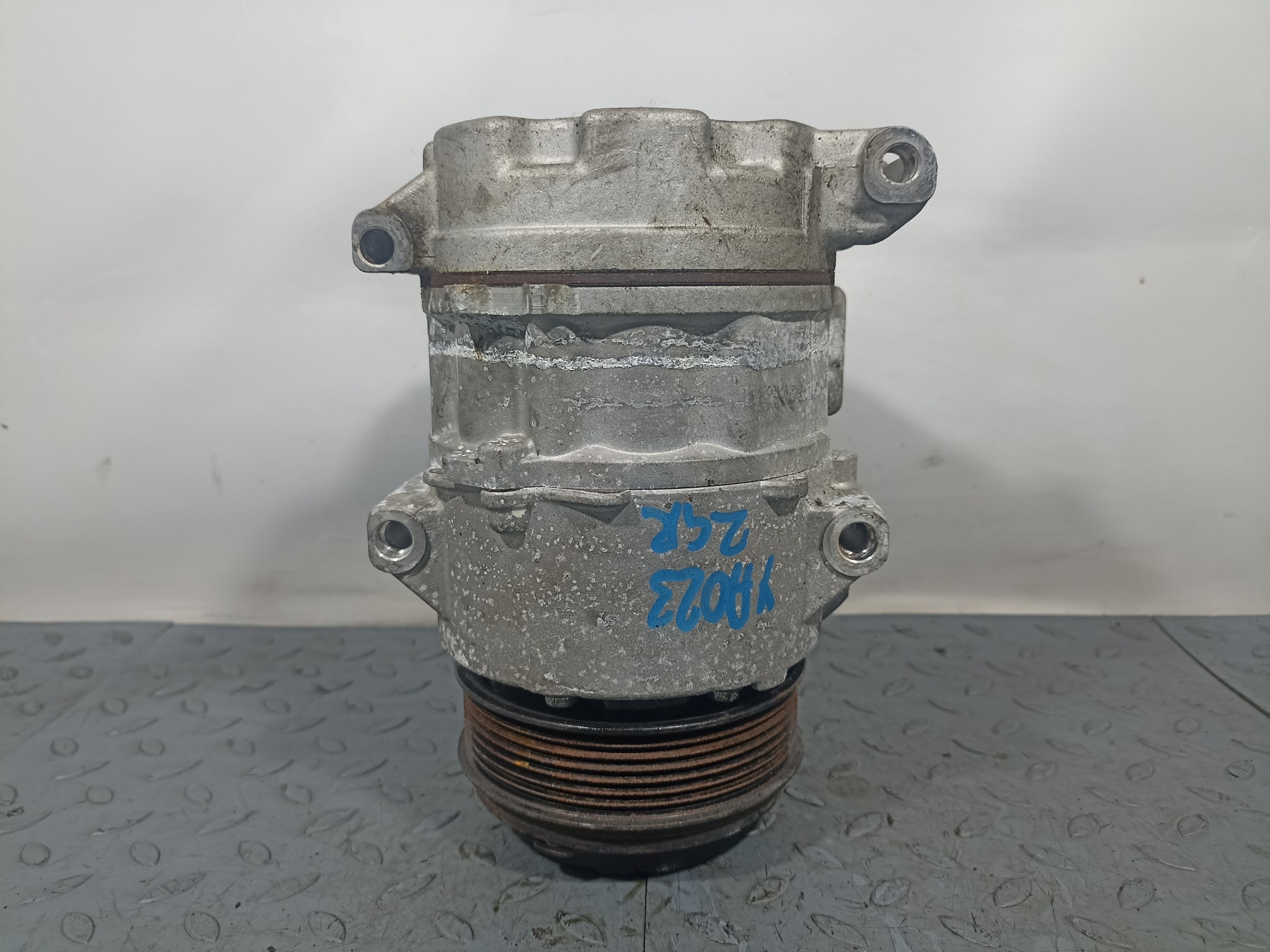 КОМПРЕССОР КОНДИЦИОНЕРА TOYOTA LEXUS 8832028420 YA023Z