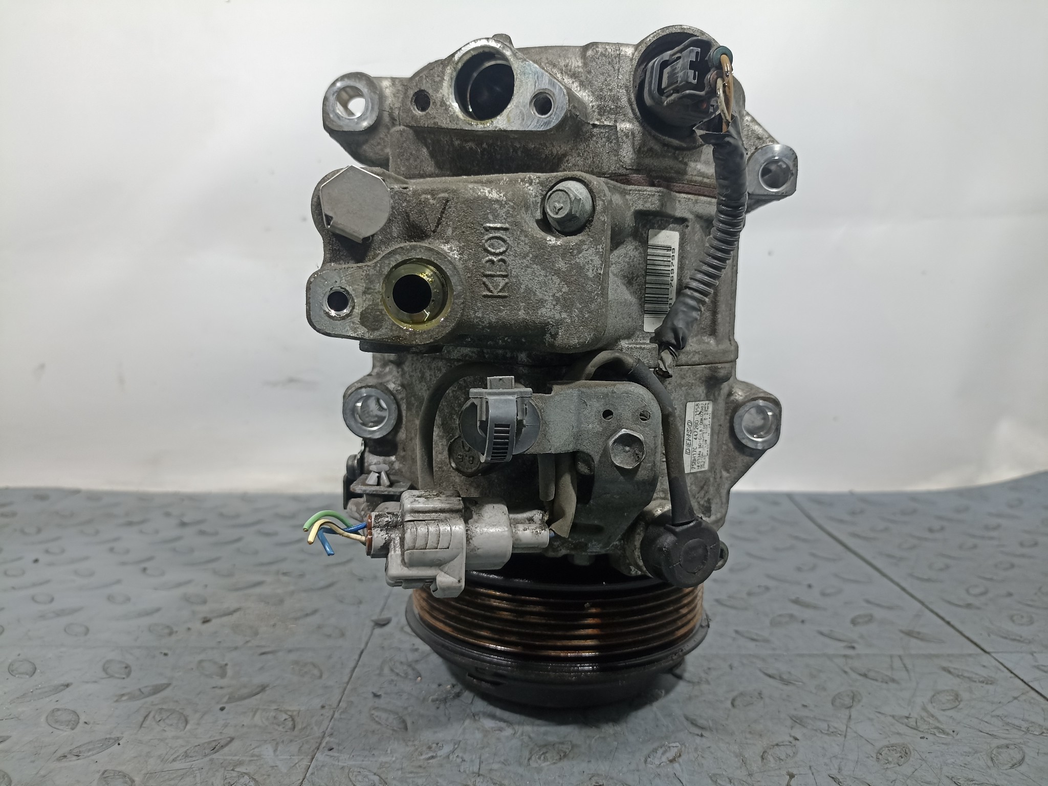 КОМПРЕССОР КОНДИЦИОНЕРА TOYOTA LEXUS 8832028420 FA1231Z