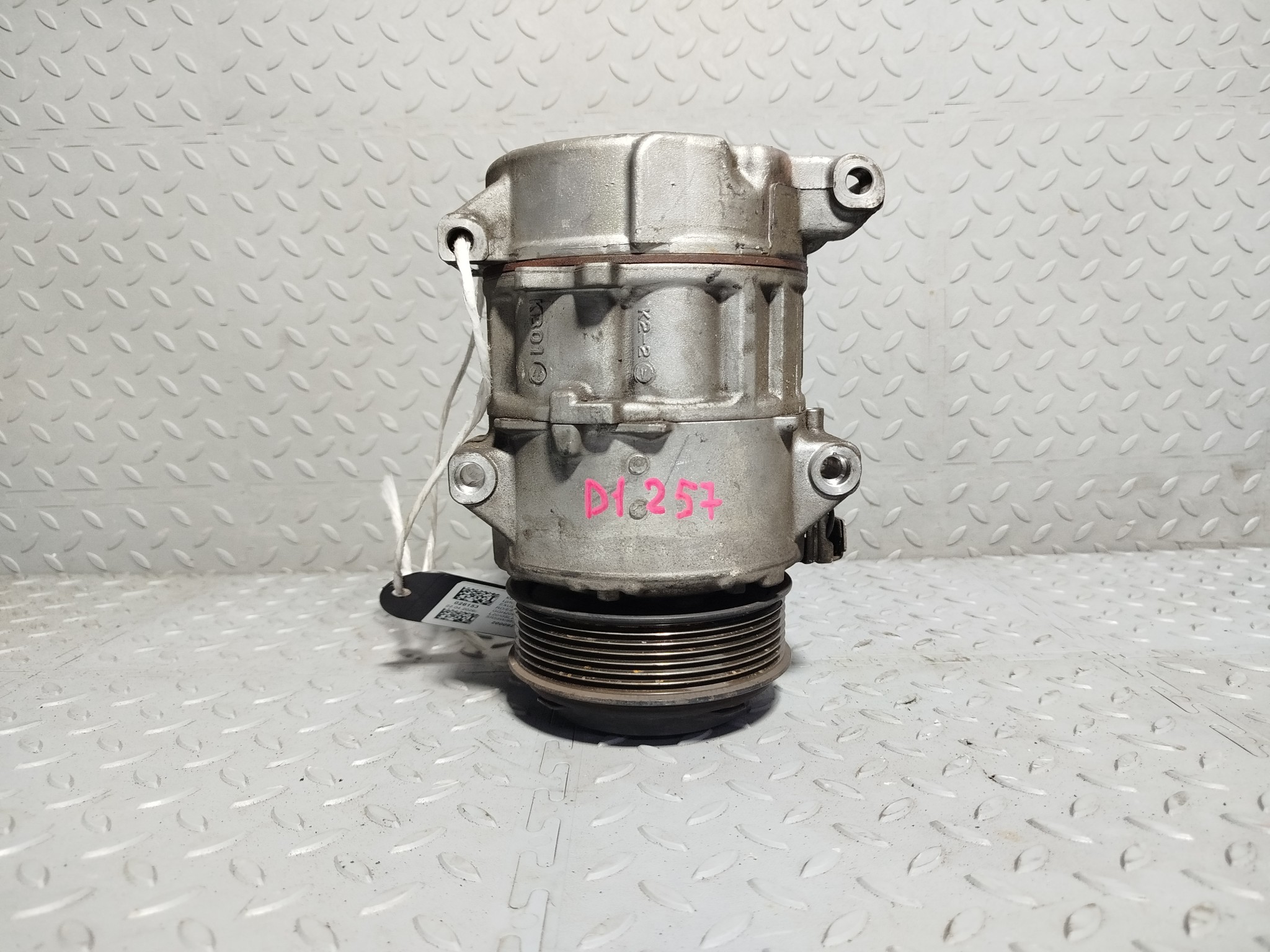 КОМПРЕССОР КОНДИЦИОНЕРА TOYOTA LEXUS 8832028420 D1257
