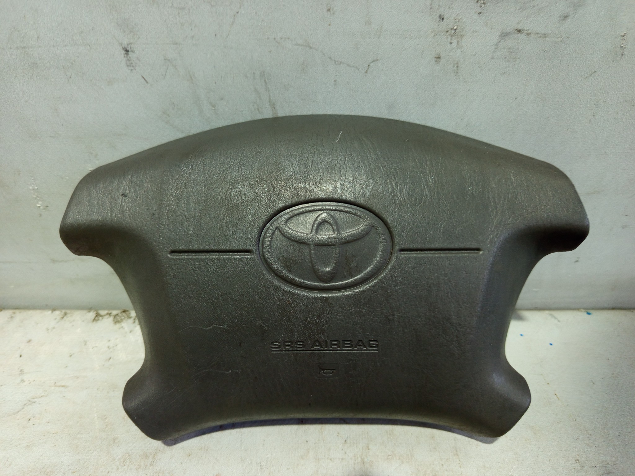 AIRBAG НА РУЛЬ TOYOTA  серый, 057 S3969