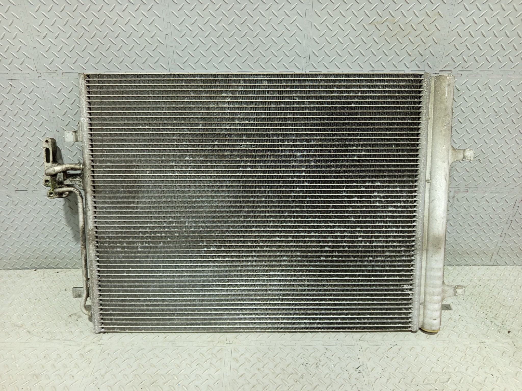 РАДИАТОР КОНДИЦИОНЕРА VOLVO 31332027 DY652Z