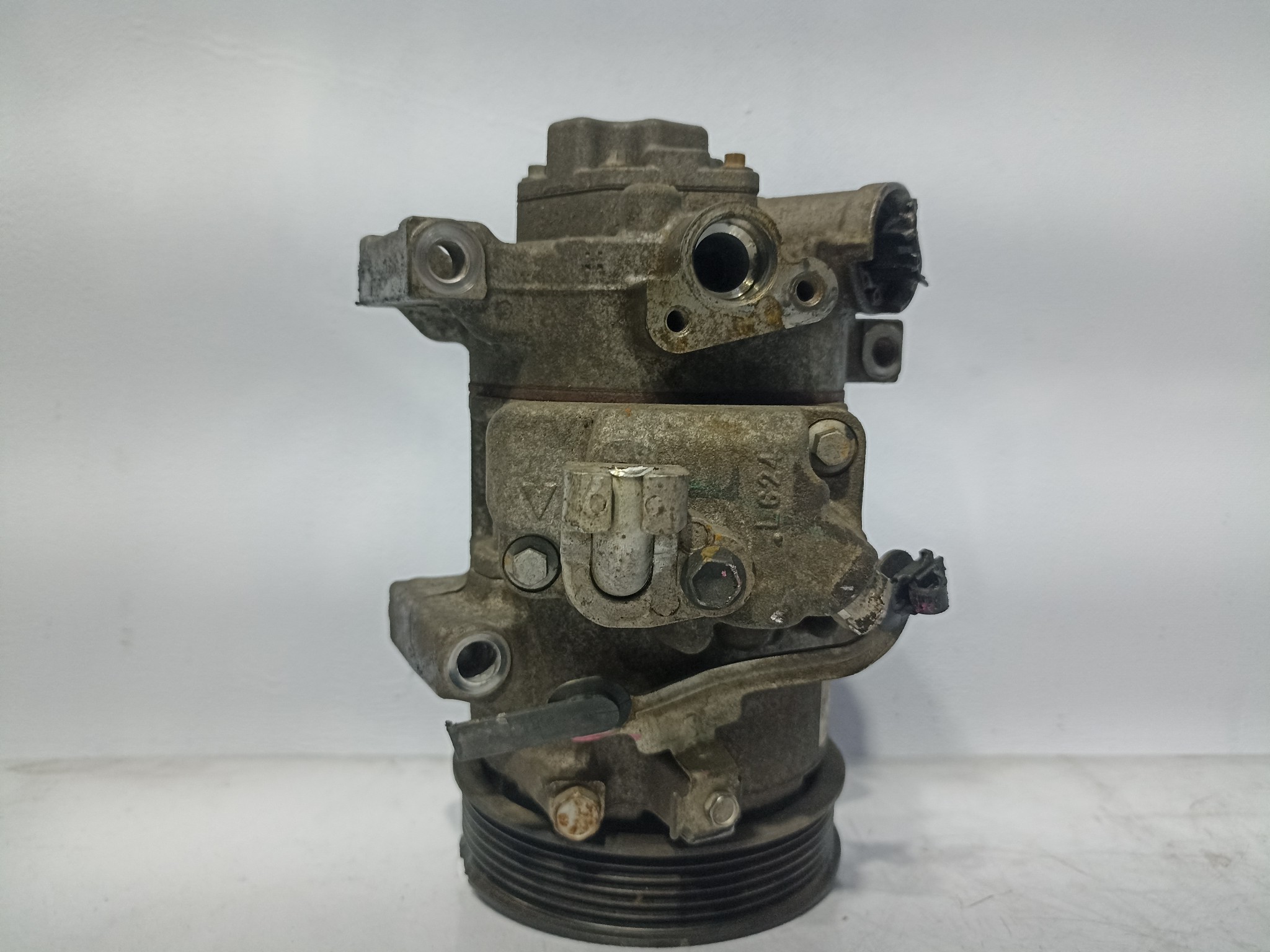 КОМПРЕССОР КОНДИЦИОНЕРА TOYOTA SCION 883101A660 P002Z