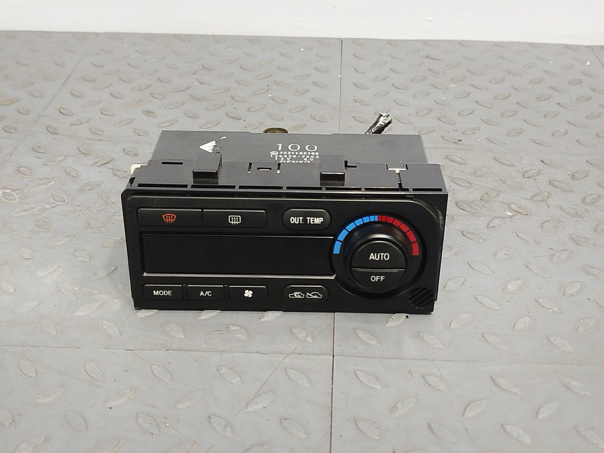 БЛОК КЛИМАТ-КОНТРОЛЯ SUBARU 72311AE100 TE176