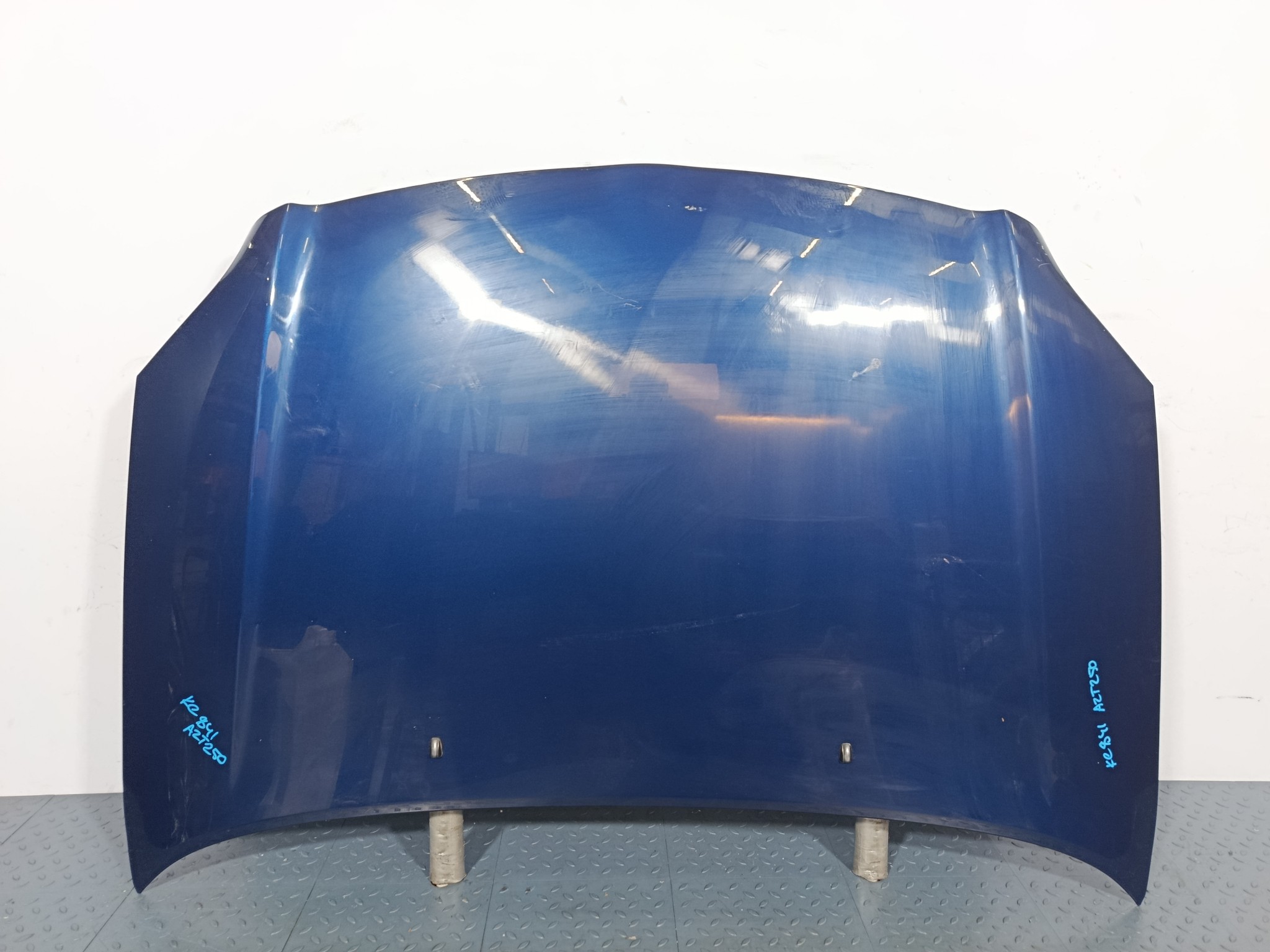 КАПОТ TOYOTA AVENSIS 5330105030 темно-синий, 8P4 KE841