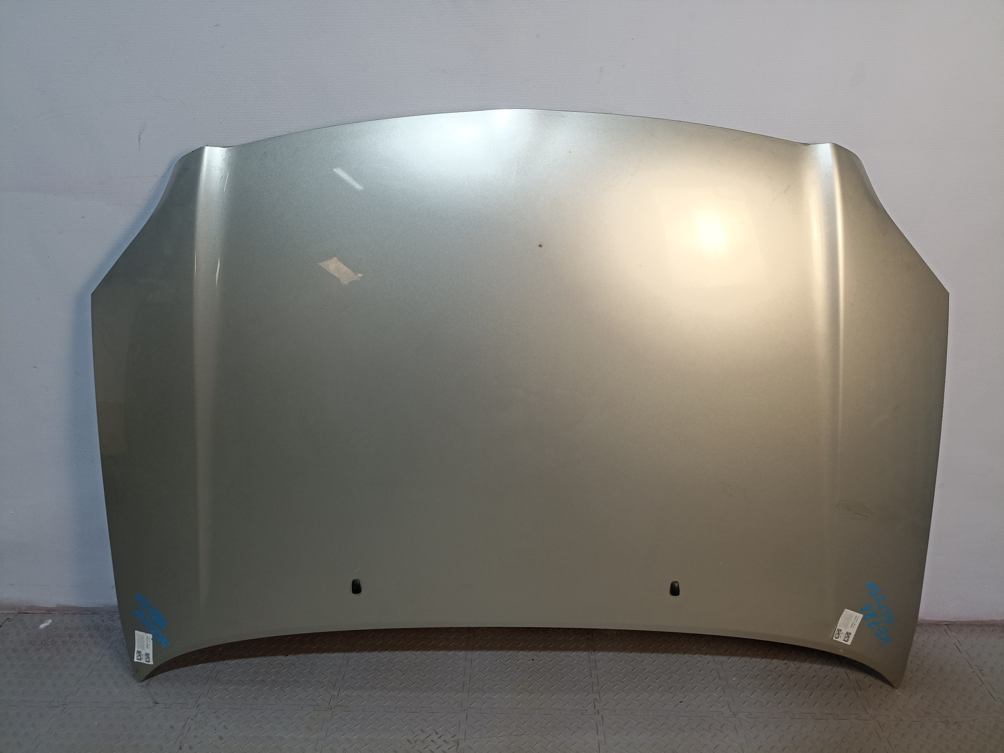 КАПОТ TOYOTA AVENSIS 5330105030 серебро, 1C0 KE786