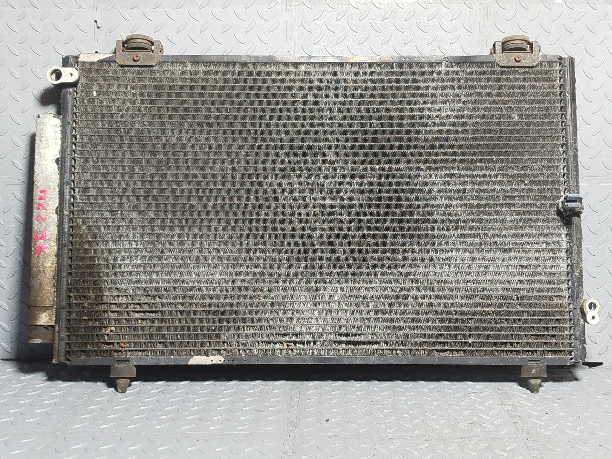 РАДИАТОР КОНДИЦИОНЕРА TOYOTA 8845012240 XE224Z