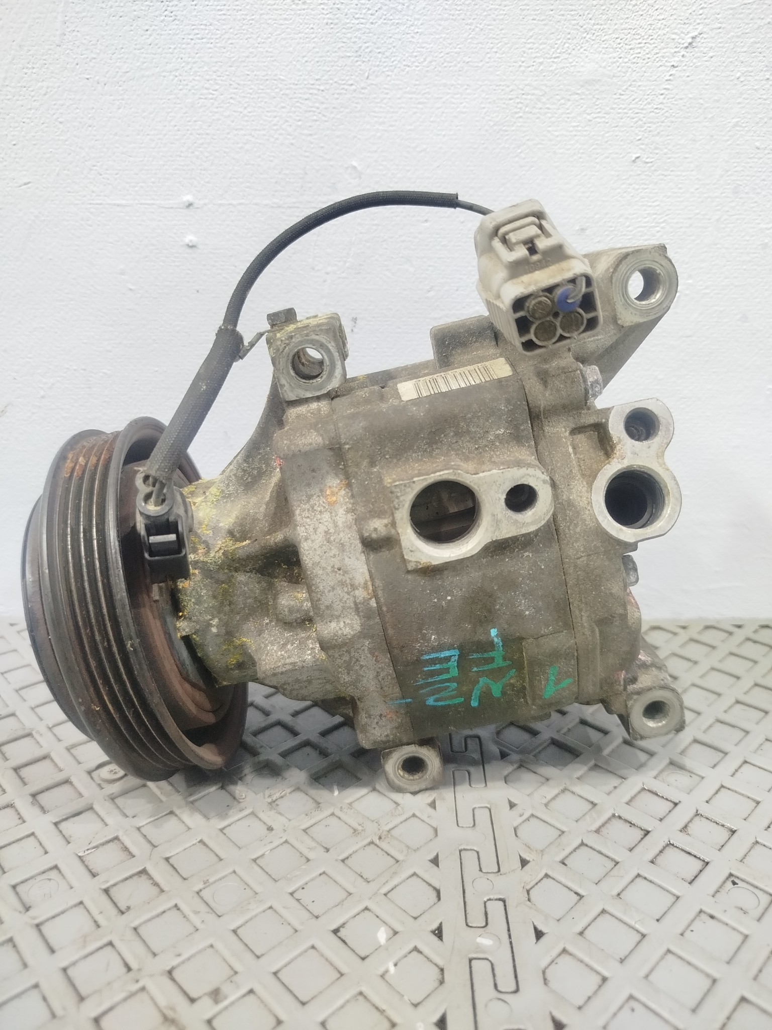 КОМПРЕССОР КОНДИЦИОНЕРА TOYOTA 883201A480  KE657Z