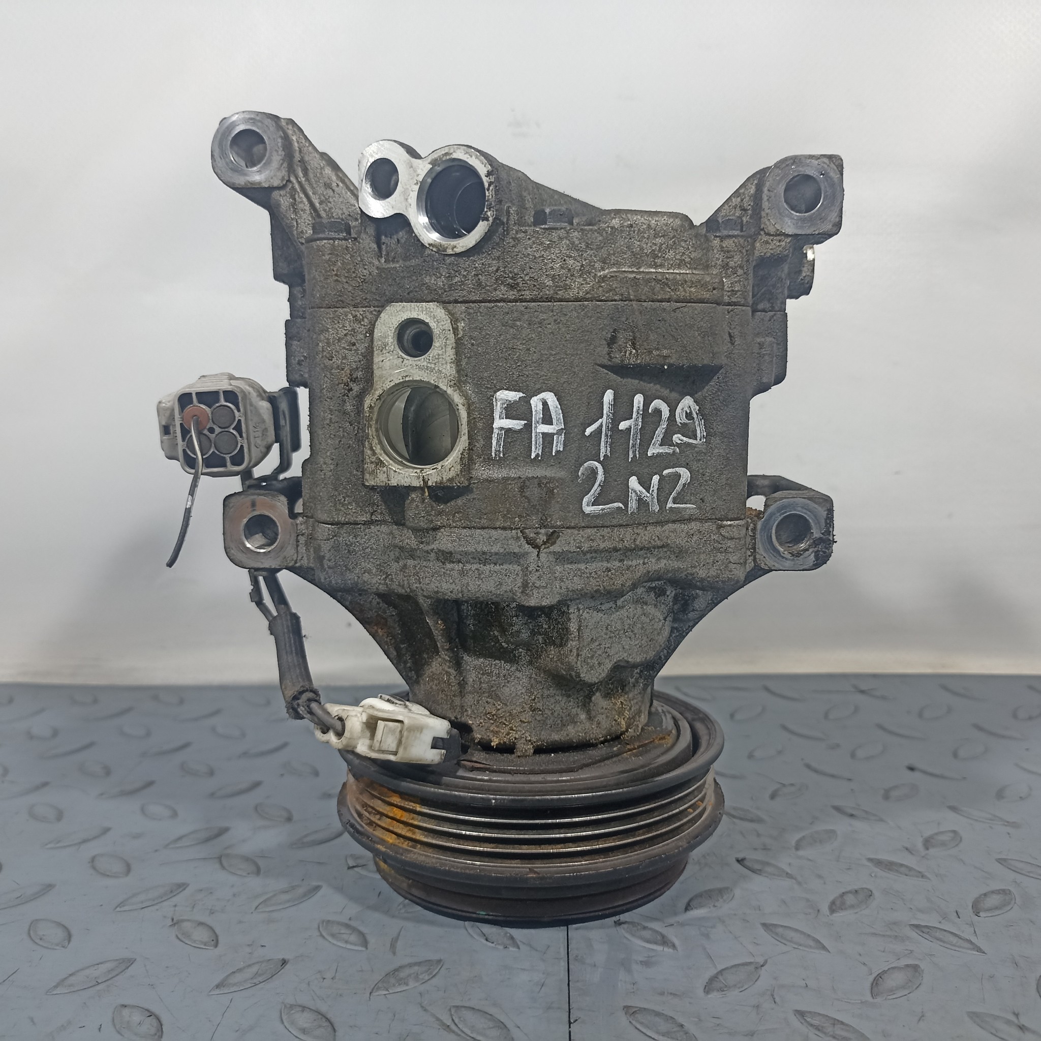КОМПРЕССОР КОНДИЦИОНЕРА TOYOTA 883201A480  FA1129Z