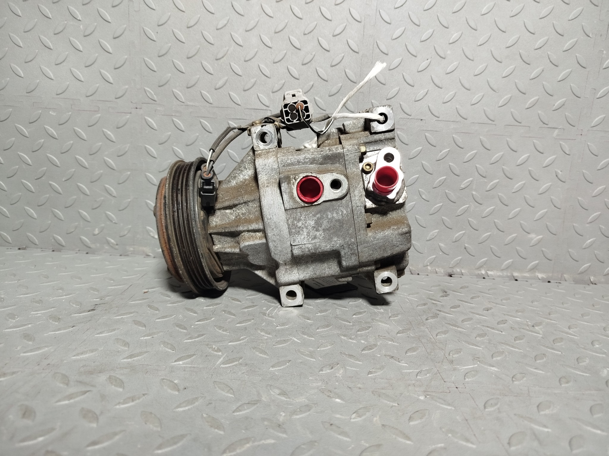 КОМПРЕССОР КОНДИЦИОНЕРА TOYOTA 883201A480  D1018
