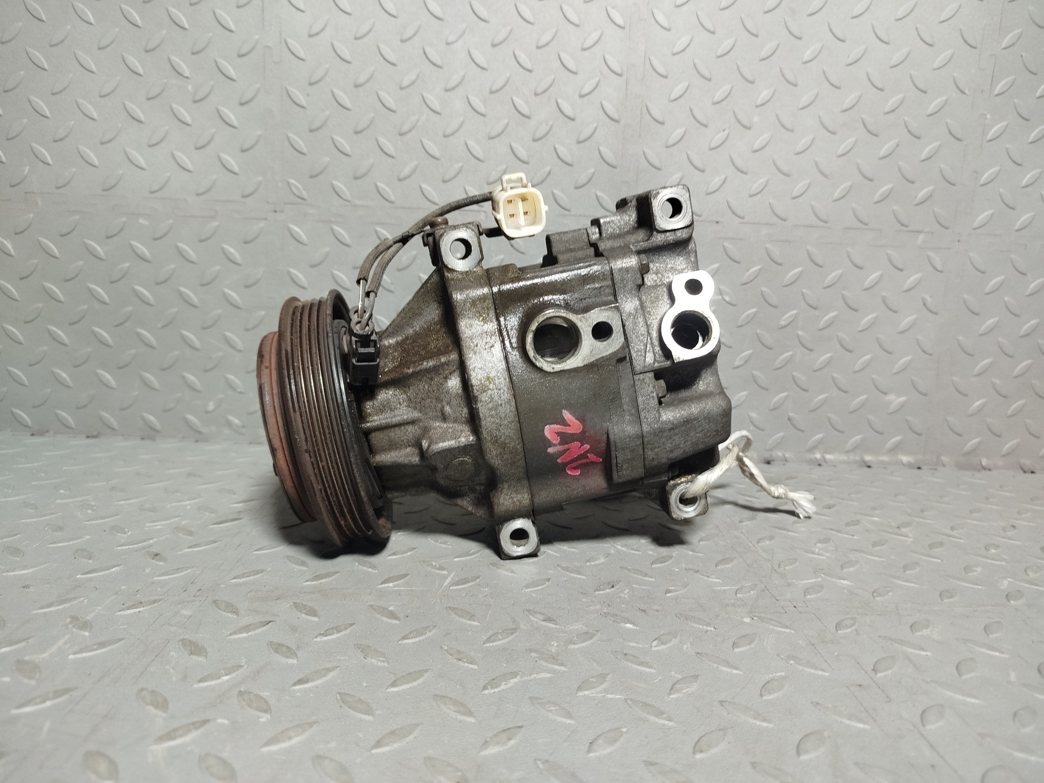 КОМПРЕССОР КОНДИЦИОНЕРА TOYOTA 883201A480  D1020