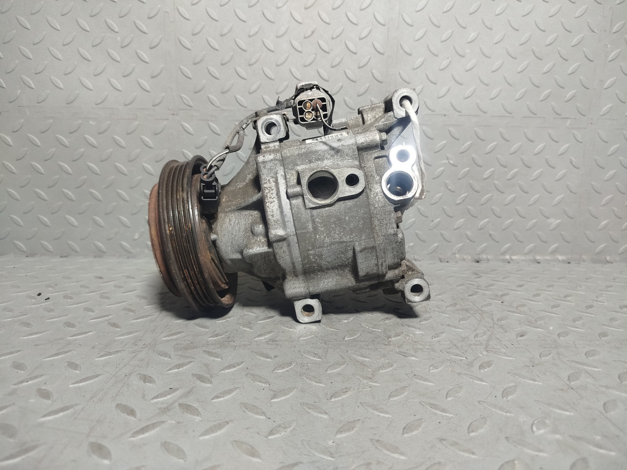 КОМПРЕССОР КОНДИЦИОНЕРА TOYOTA 883201A480  D1012