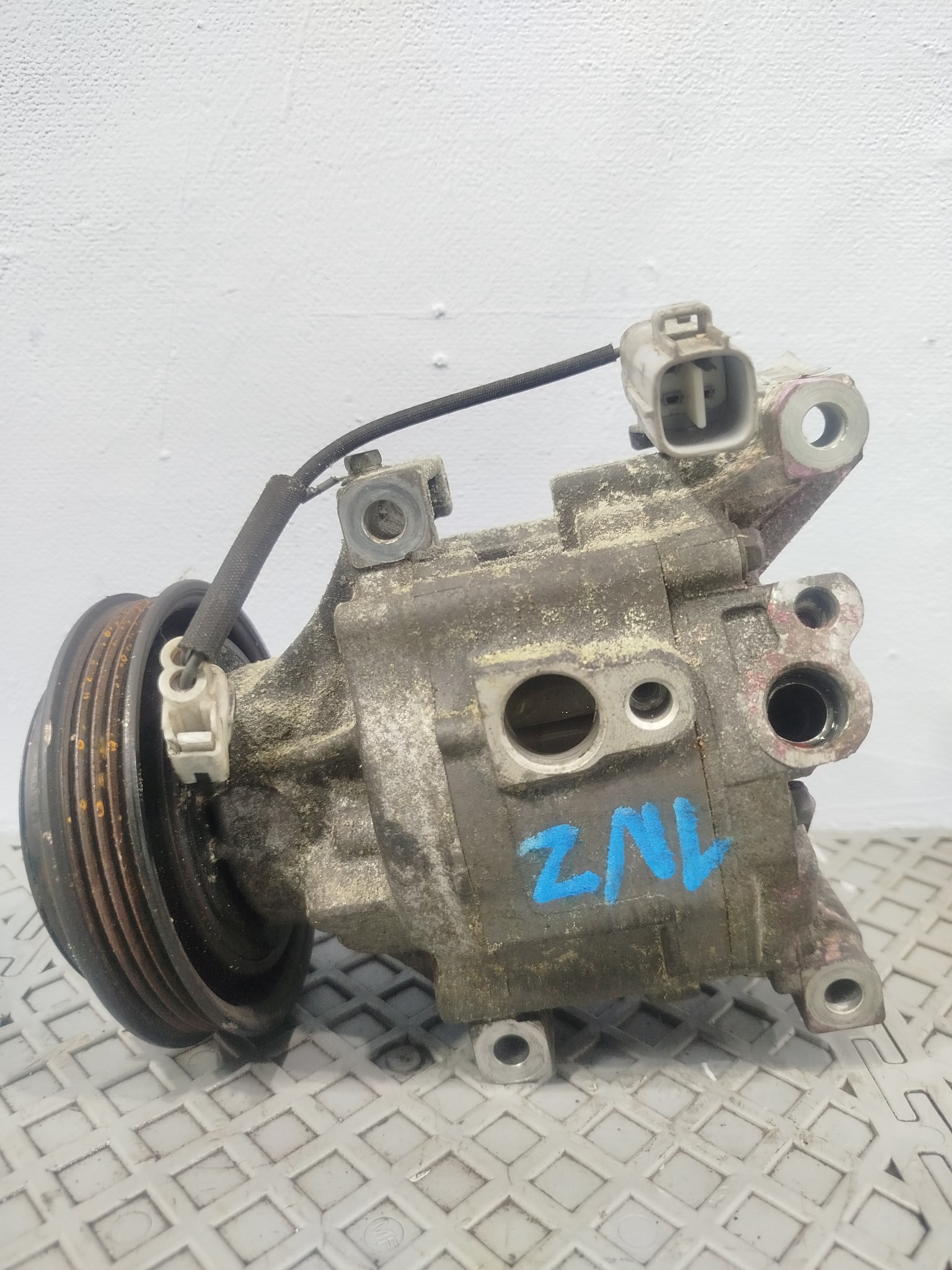КОМПРЕССОР КОНДИЦИОНЕРА TOYOTA 883201A480  D006