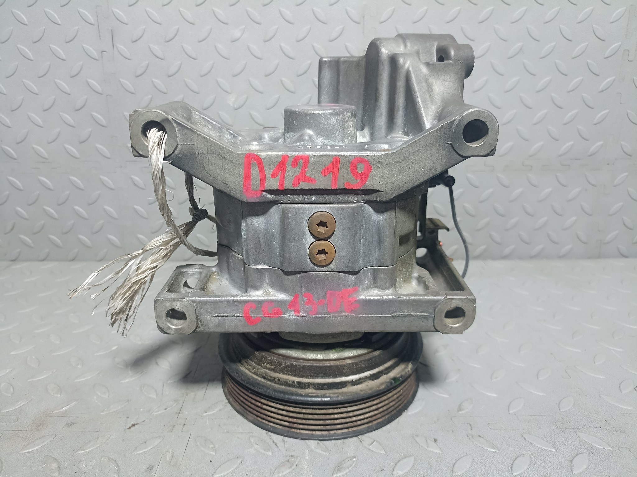 КОМПРЕССОР КОНДИЦИОНЕРА NISSAN 9260041B00 D1219