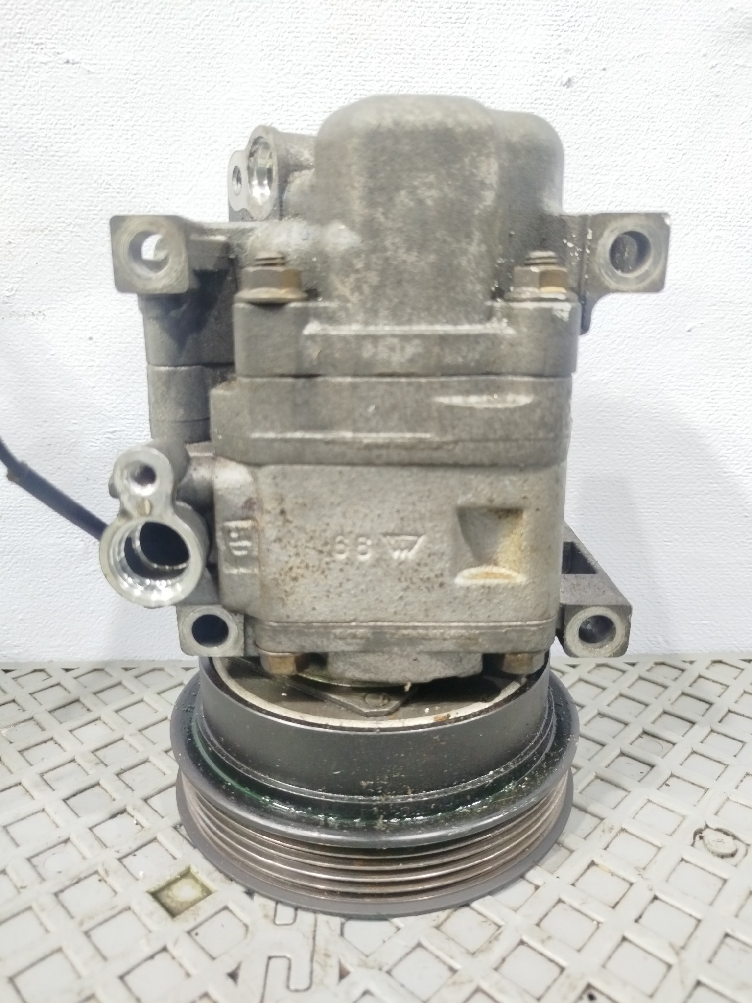 КОМПРЕССОР КОНДИЦИОНЕРА MAZDA C10061450 DY1255Z