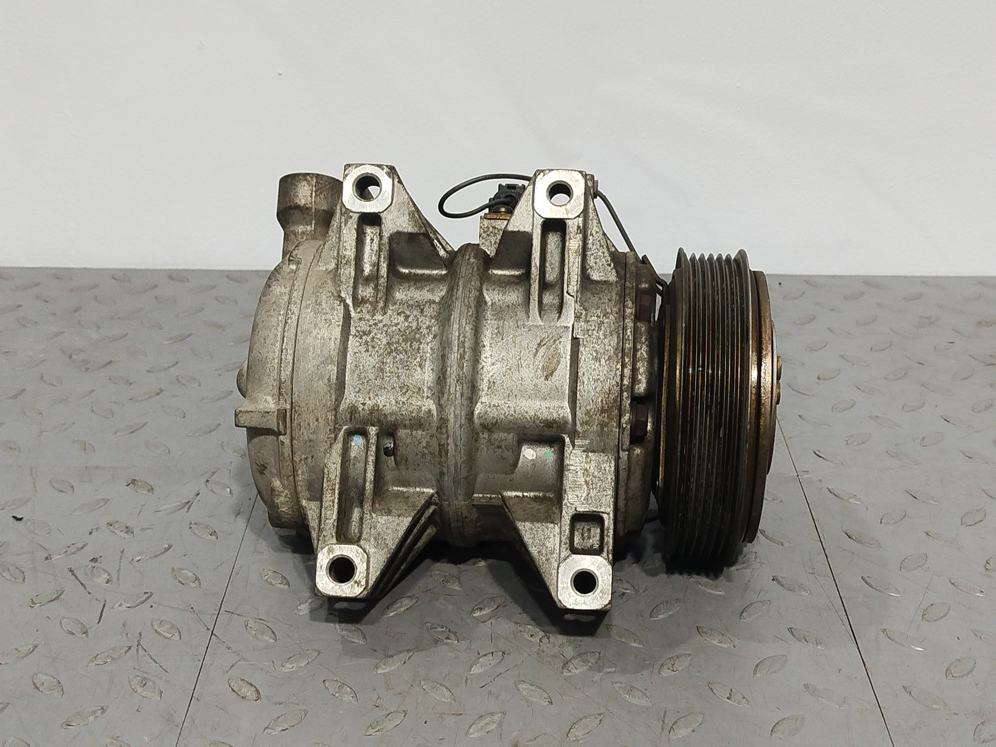 КОМПРЕССОР КОНДИЦИОНЕРА NISSAN 92600AE100 D2259