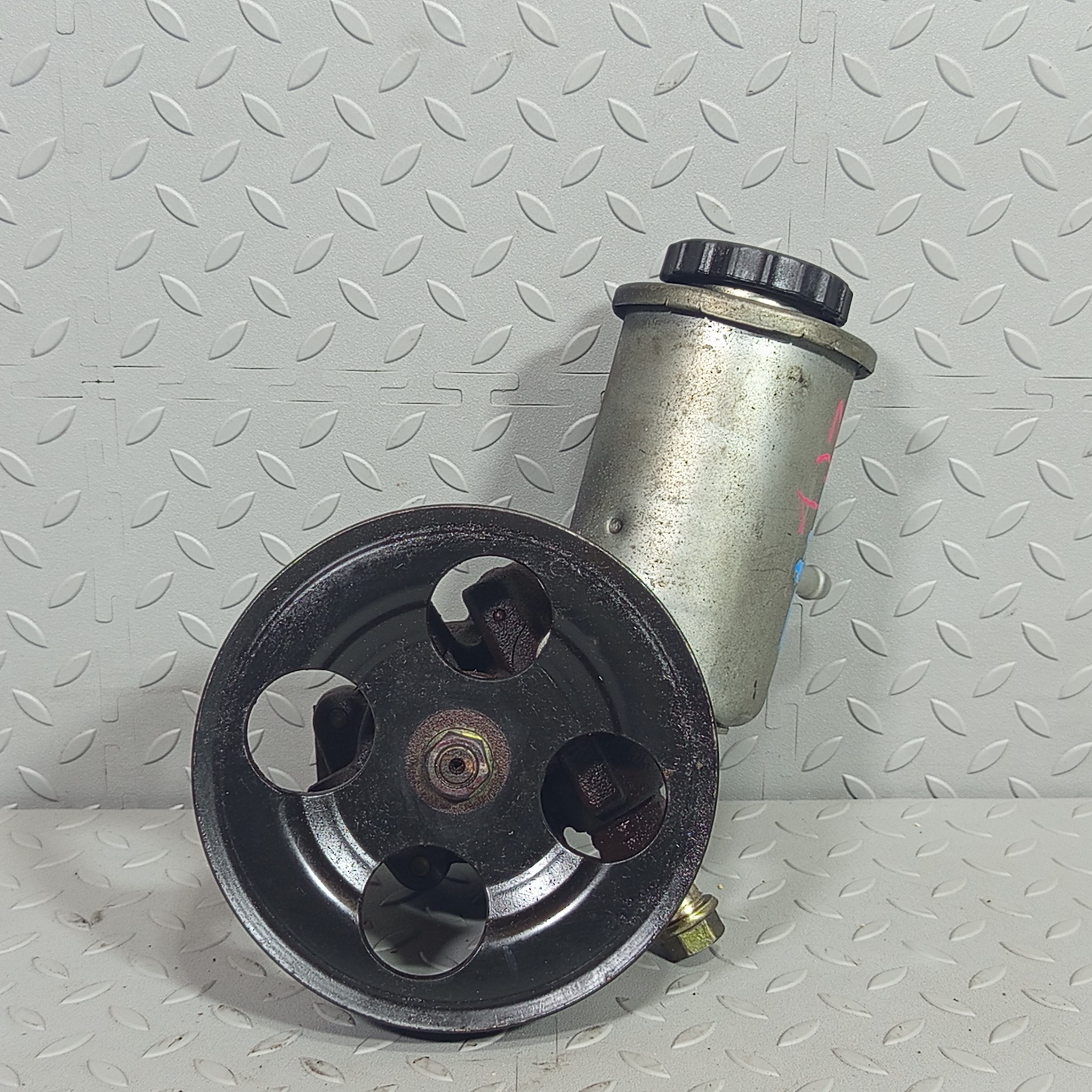 ГУР TOYOTA LEXUS 4432022512 D110