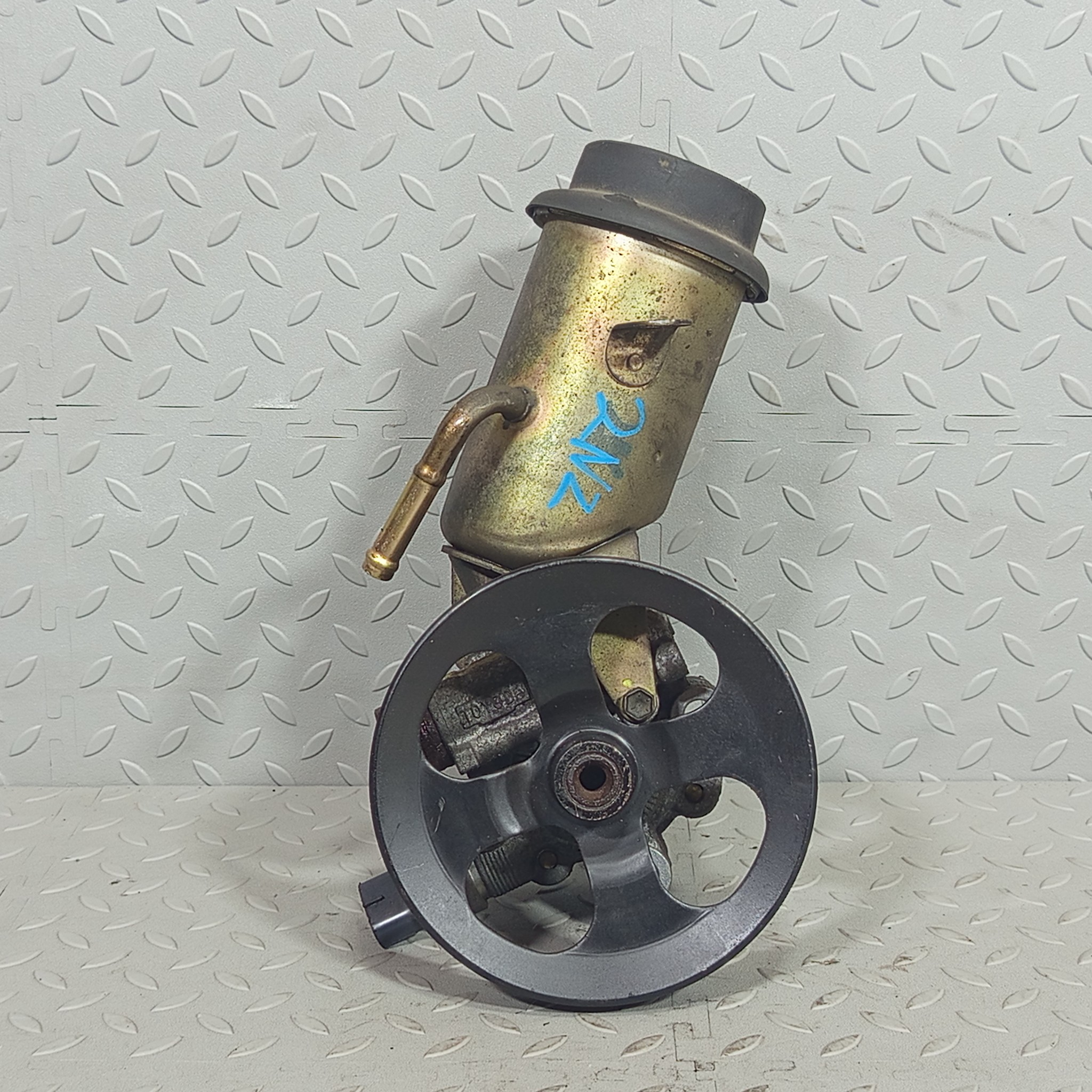 ГУР TOYOTA SCION 4431012530 D160