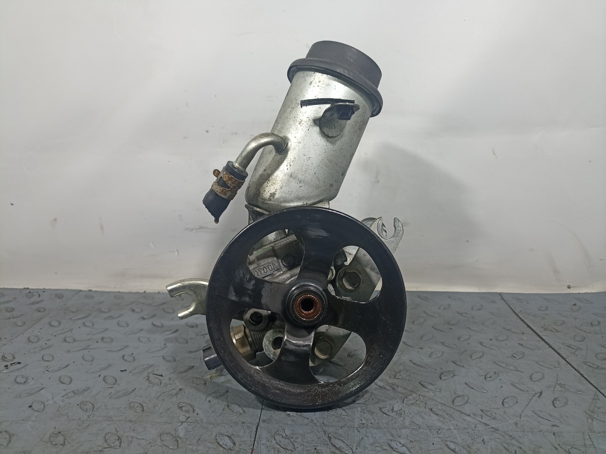 ГУР TOYOTA SCION 4431012530 F2679Z