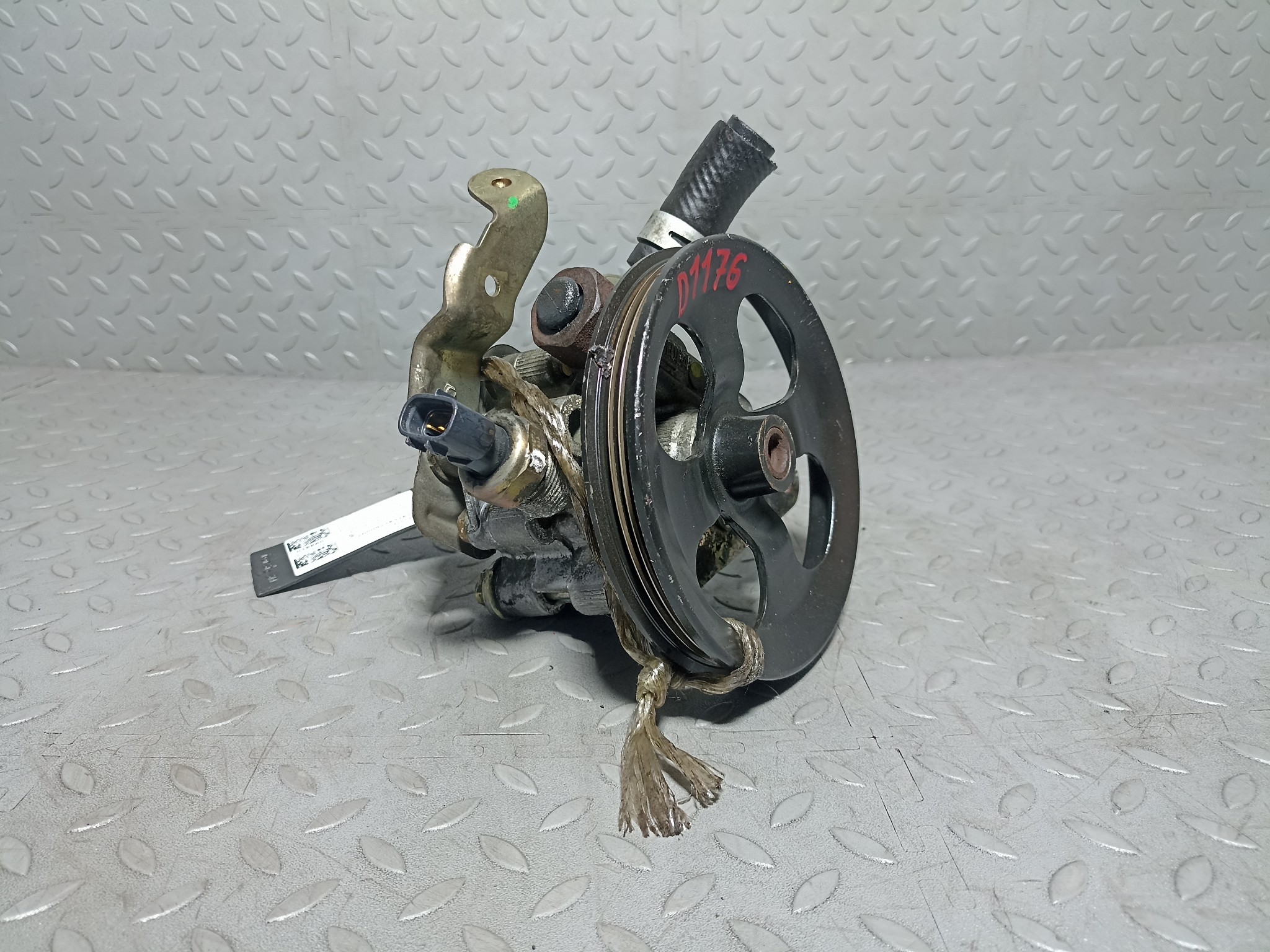ГУР TOYOTA SCION 4431012530 D1176